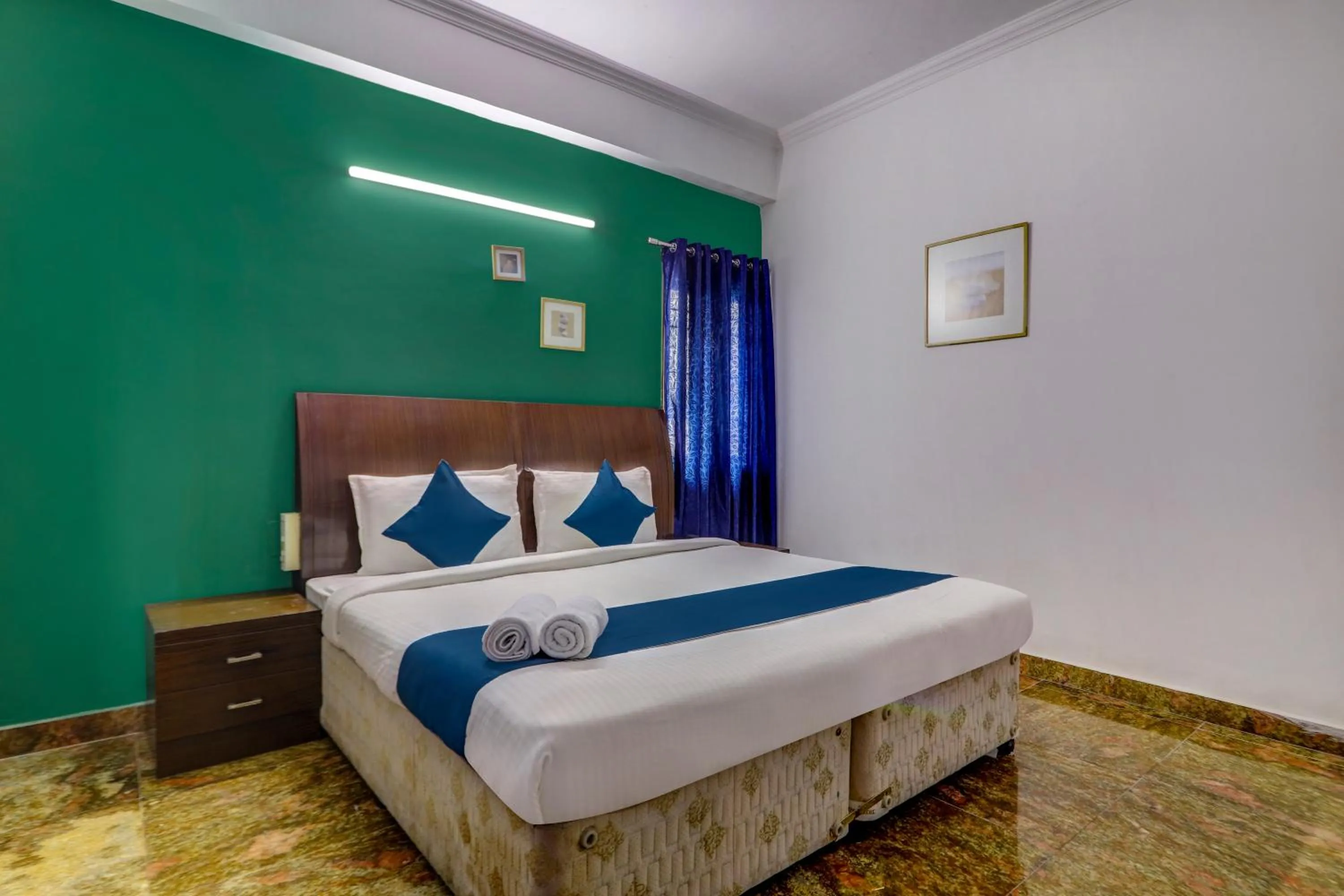 Bedroom, Bed in Destino By INR Suites