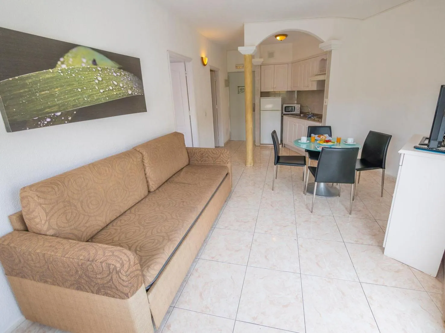 Living room in Checkin Bungalows Atlántida