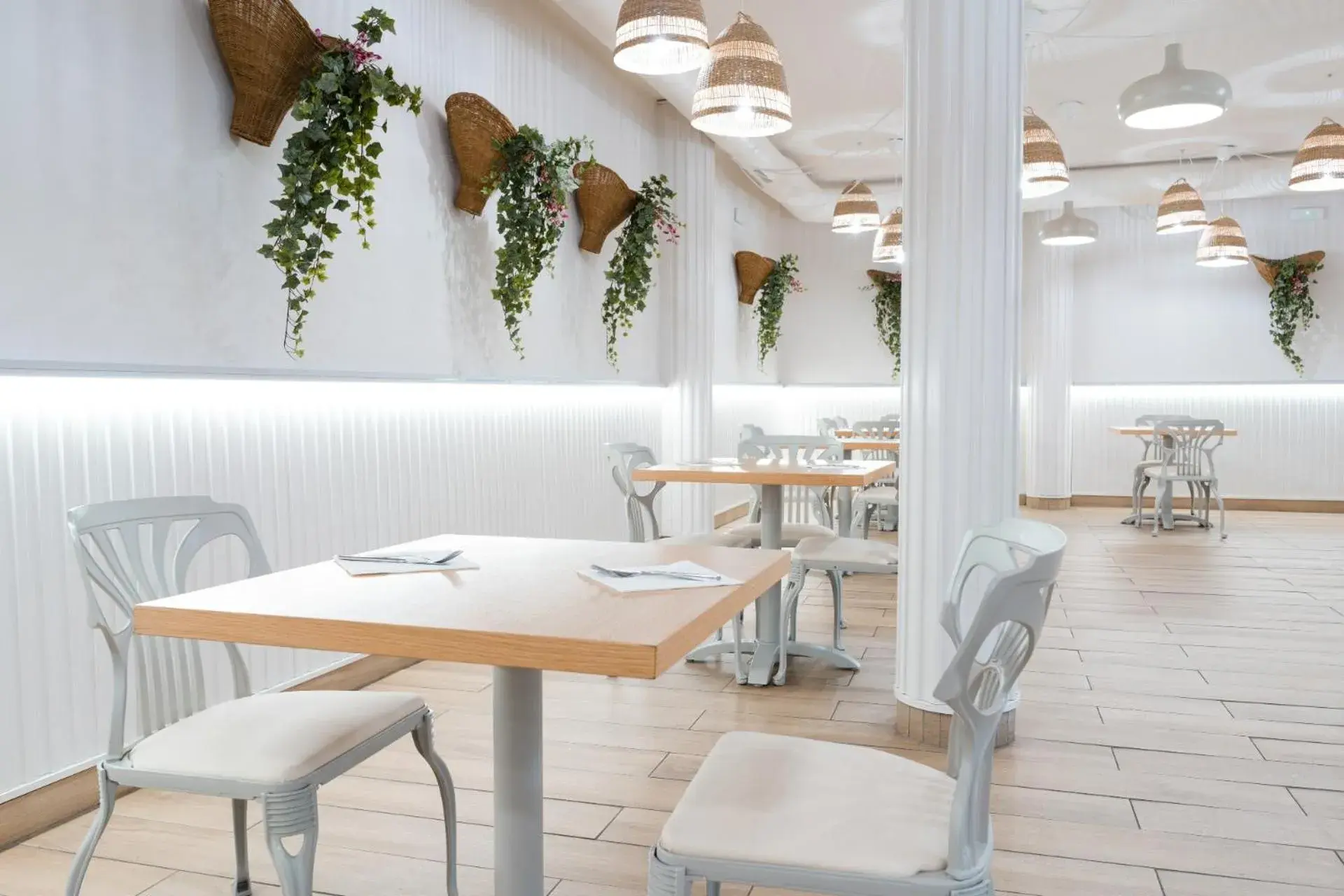 Restaurant/places to eat in Checkin Bungalows Atlántida Restaurant/places to eat in Checkin Bungalows Atlántida