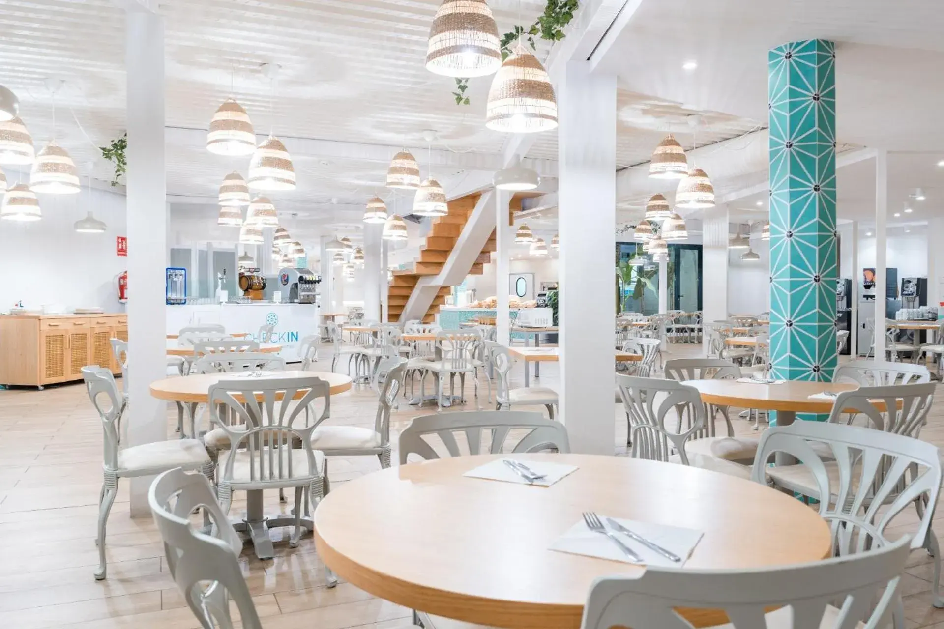 Restaurant/places to eat in Checkin Bungalows Atlántida Restaurant/places to eat in Checkin Bungalows Atlántida