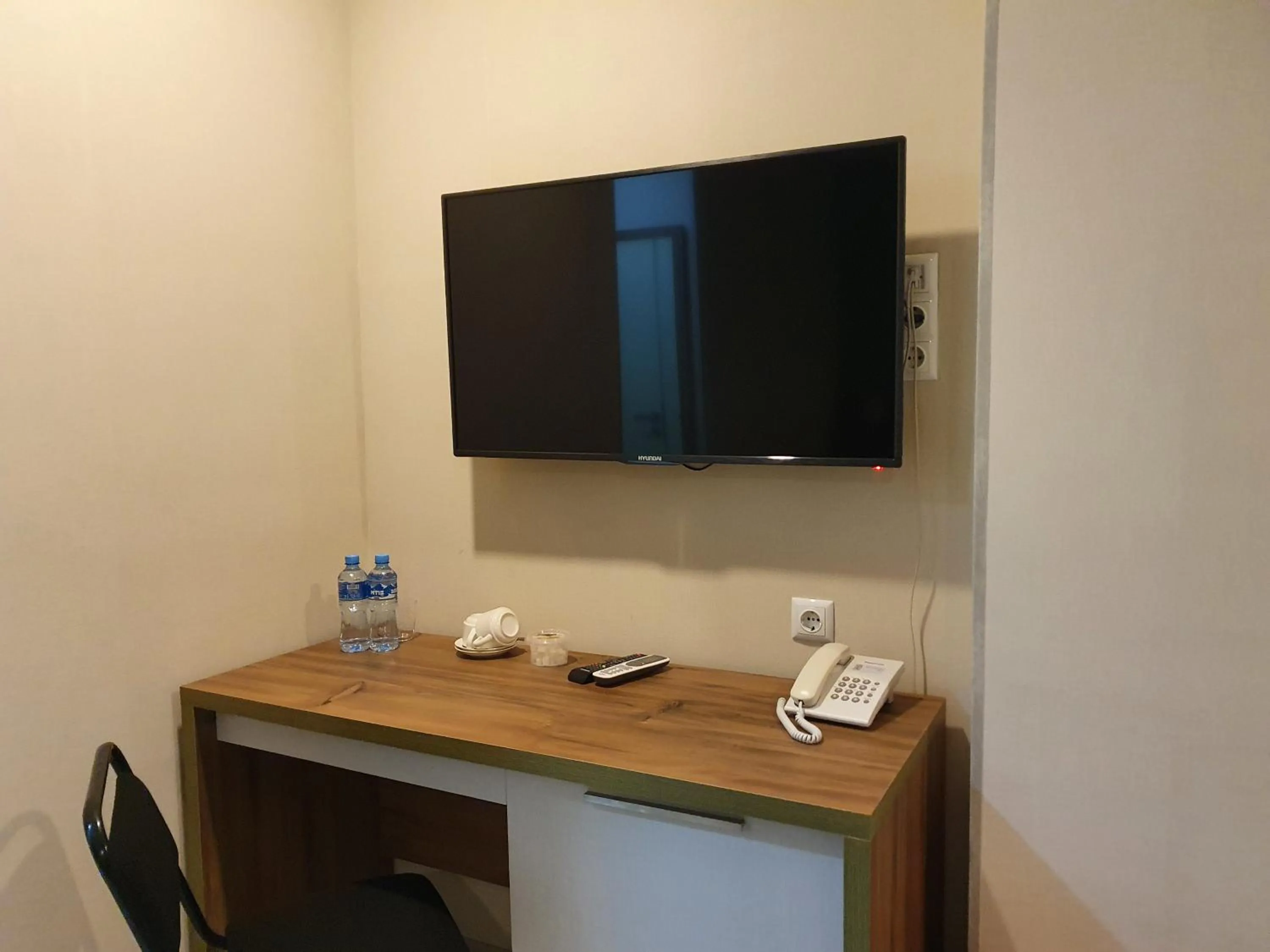 TV and multimedia in The Fresh Wave hotel