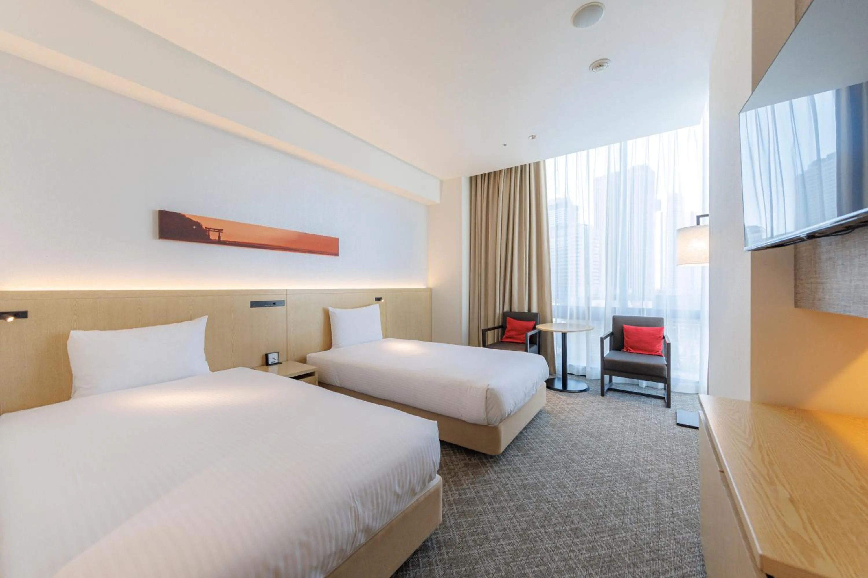 Photo of the whole room, Bed in JR Kyushu Hotel Blossom Shinjuku