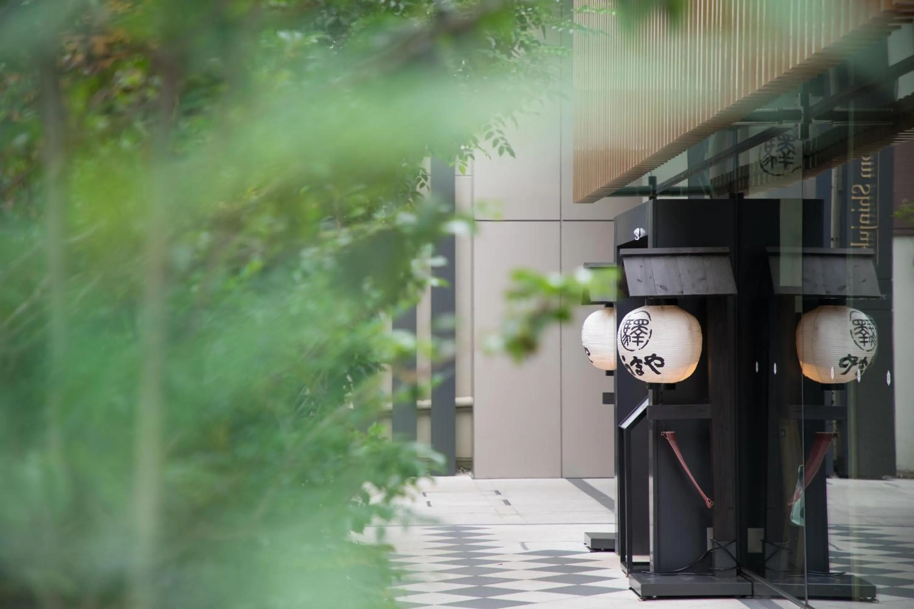 Facade/entrance in JR Kyushu Hotel Blossom Shinjuku