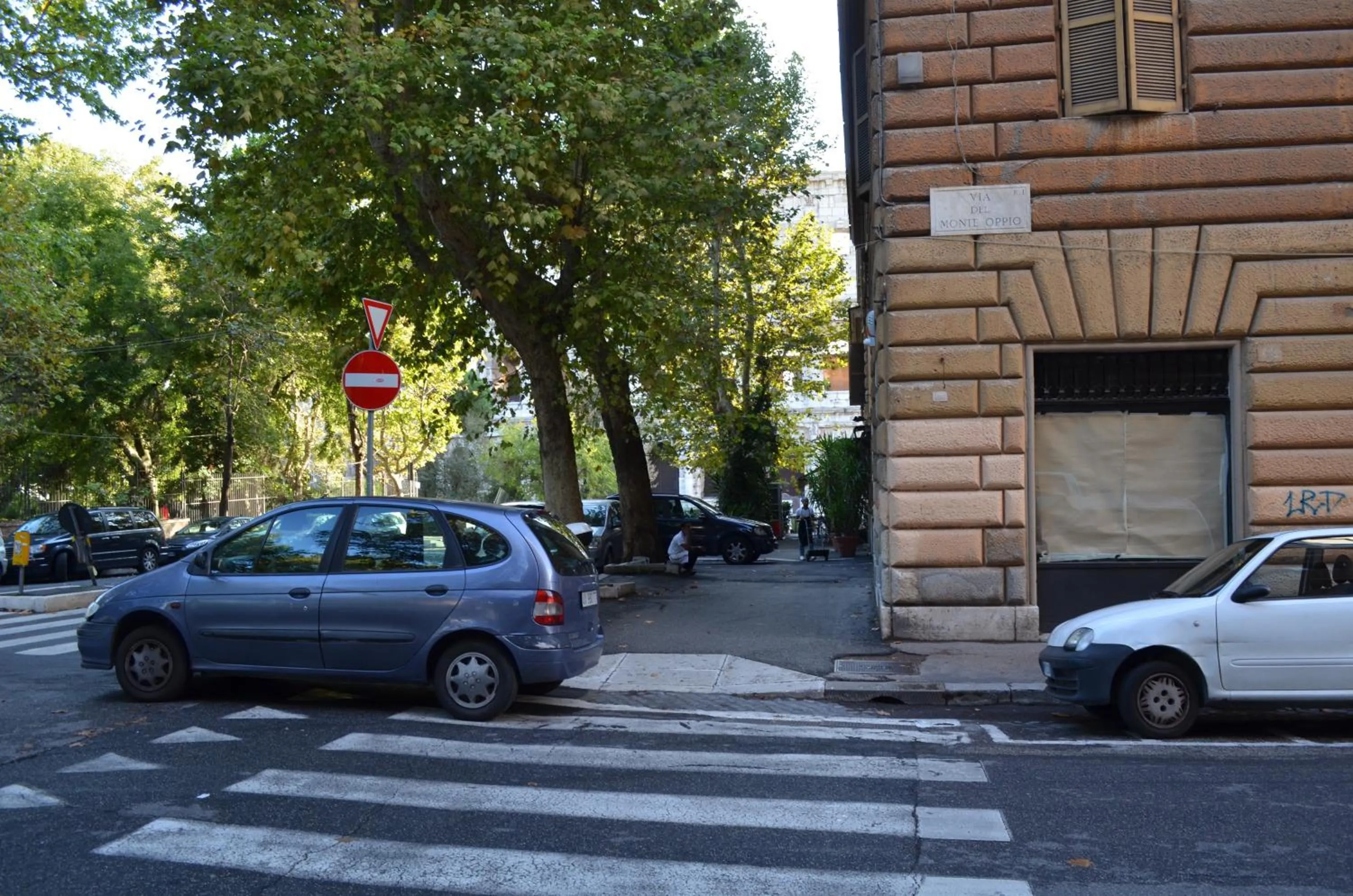 Property building in Domus Chiara al Colosseo