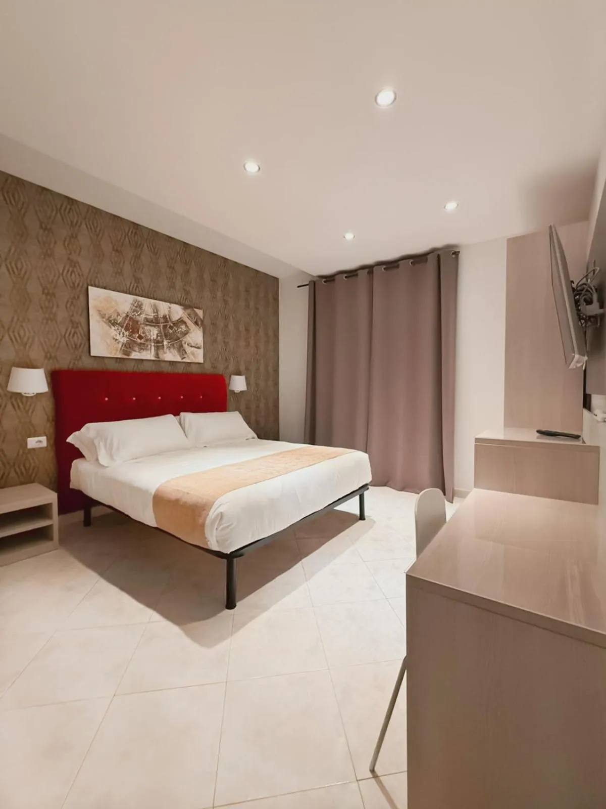 Photo of the whole room, Bed in Domus Chiara al Colosseo