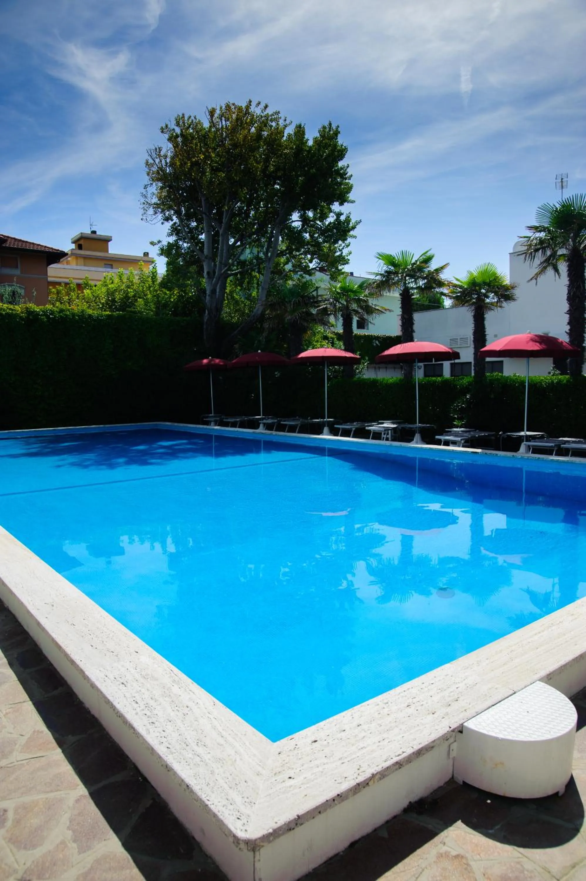 Pool view in Hotel Nautic B&B