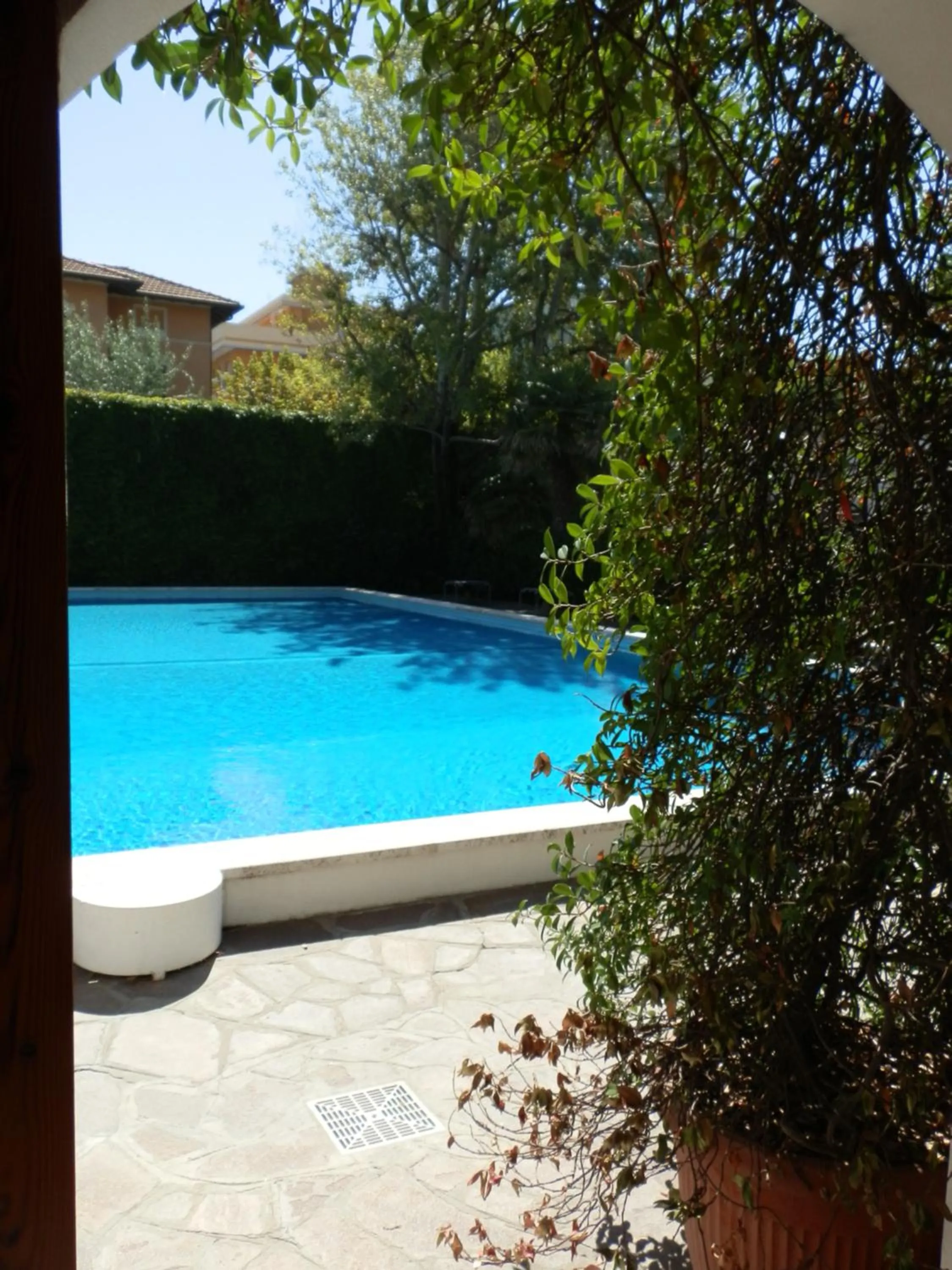 Swimming pool in Hotel Nautic B&B