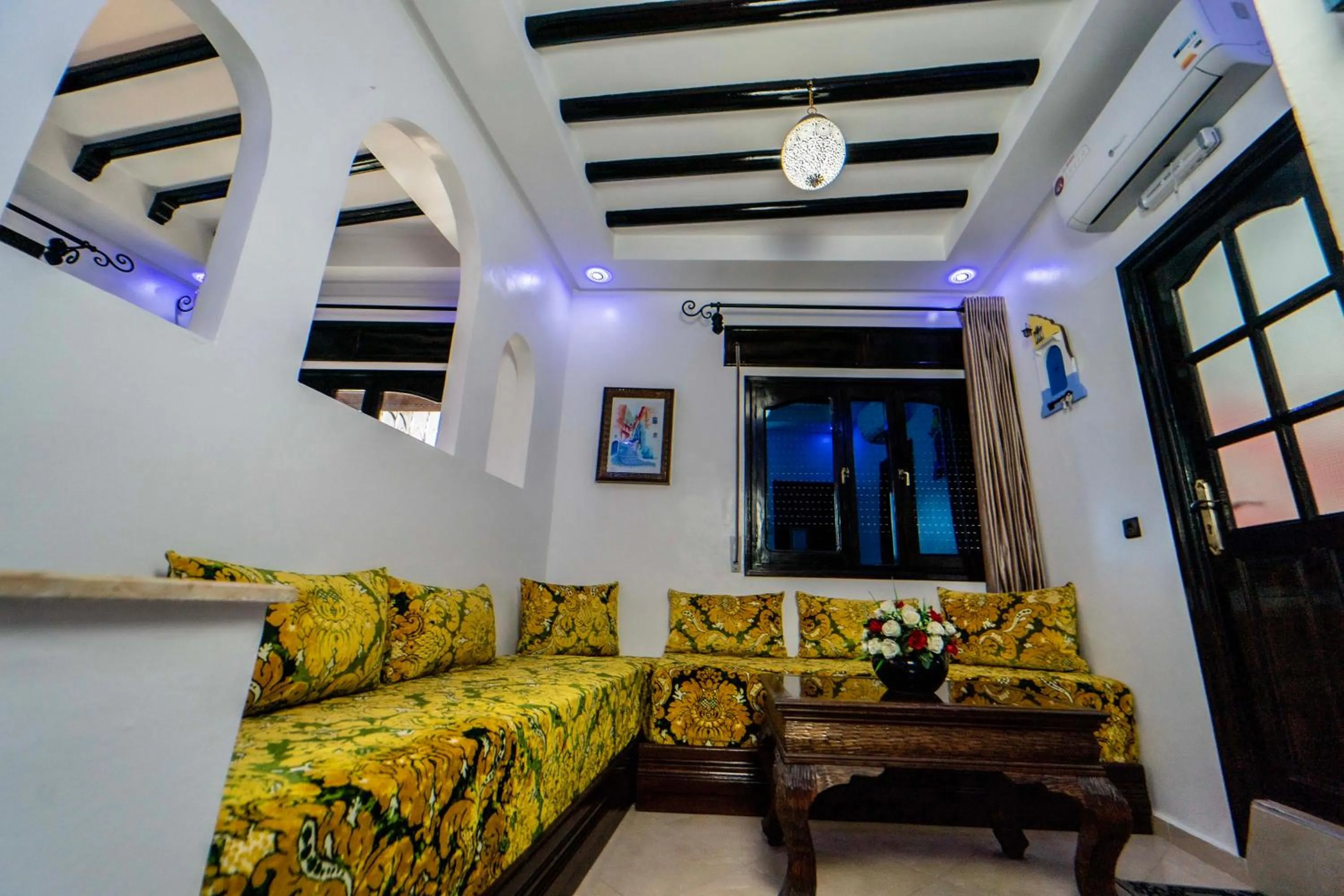 Seating area in Maison d'hôtes Afassi