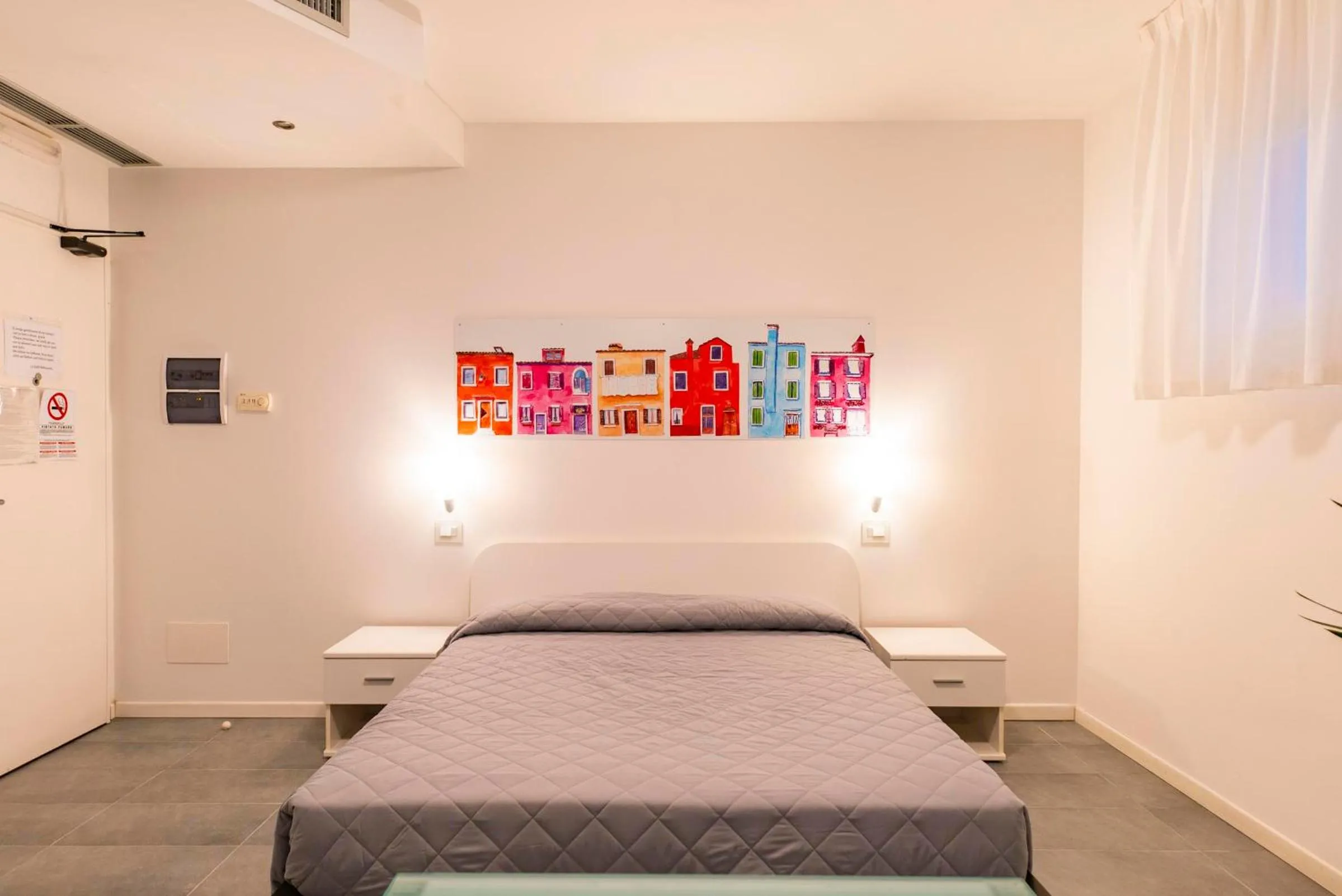 Shower, Bed in Residence Burano