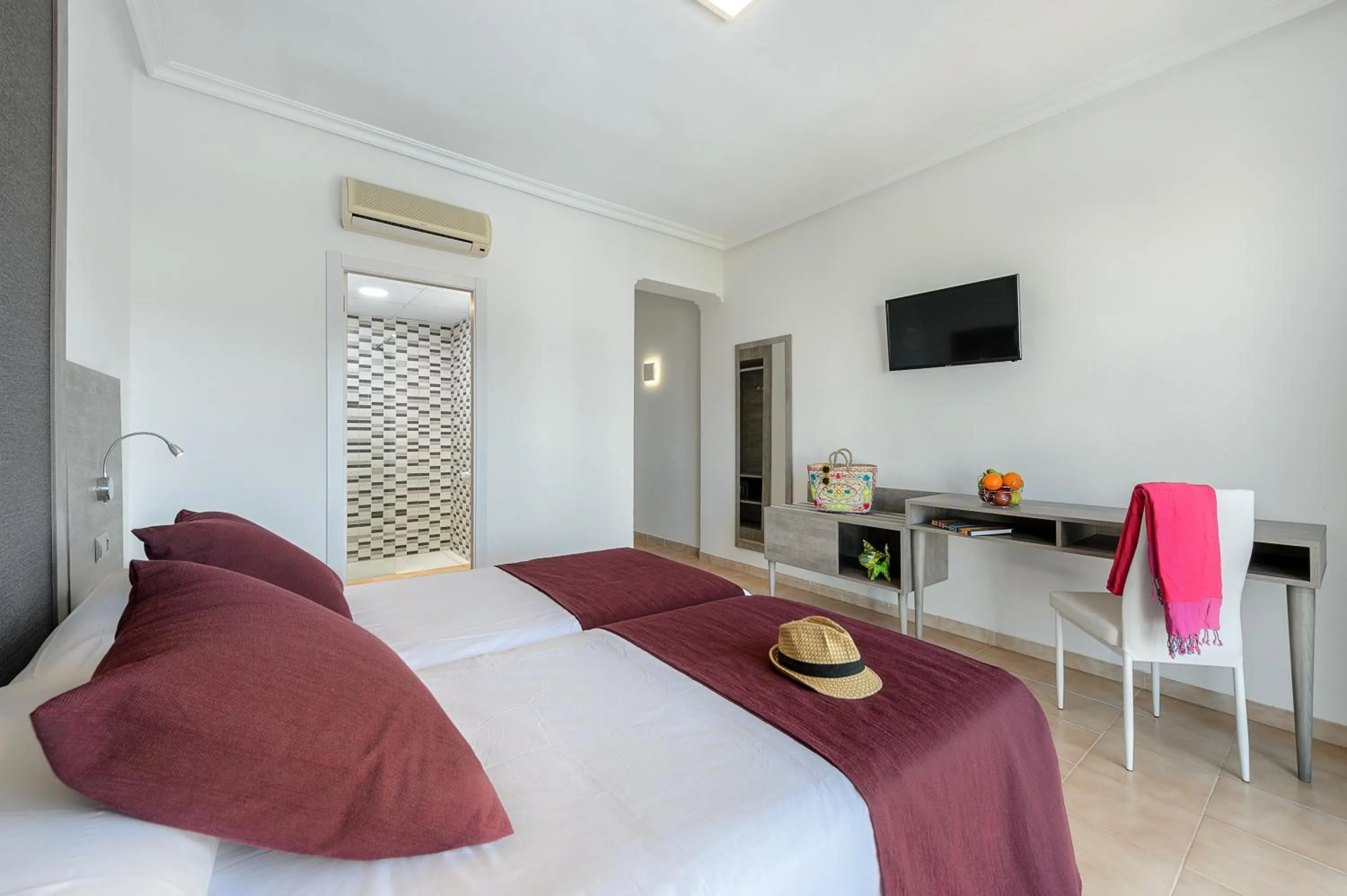 Bedroom, Bed in Hotel Vibra Marco Polo I - Adults only