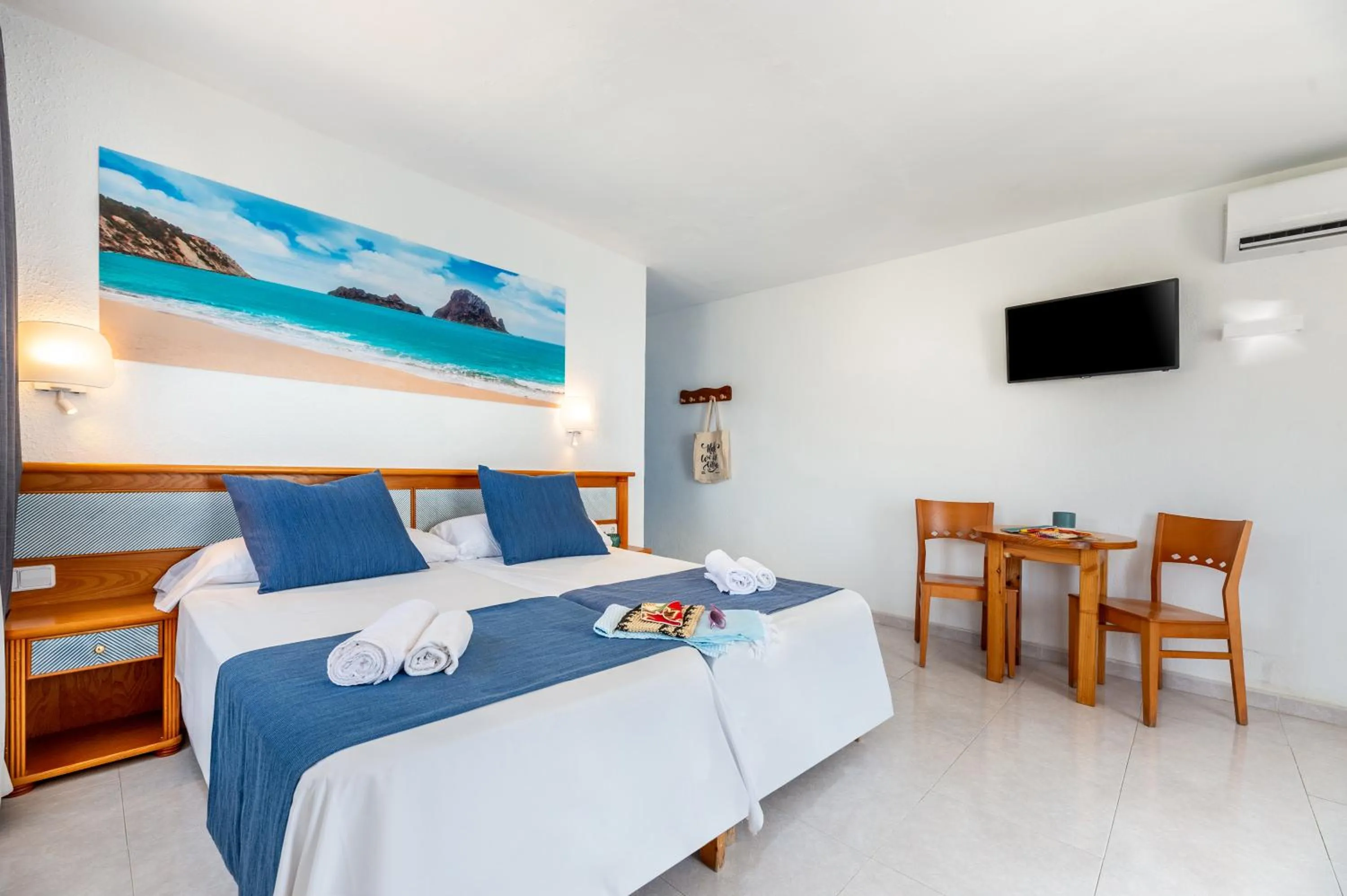 Bed in Vibra Calima Apartamentos - Adults only