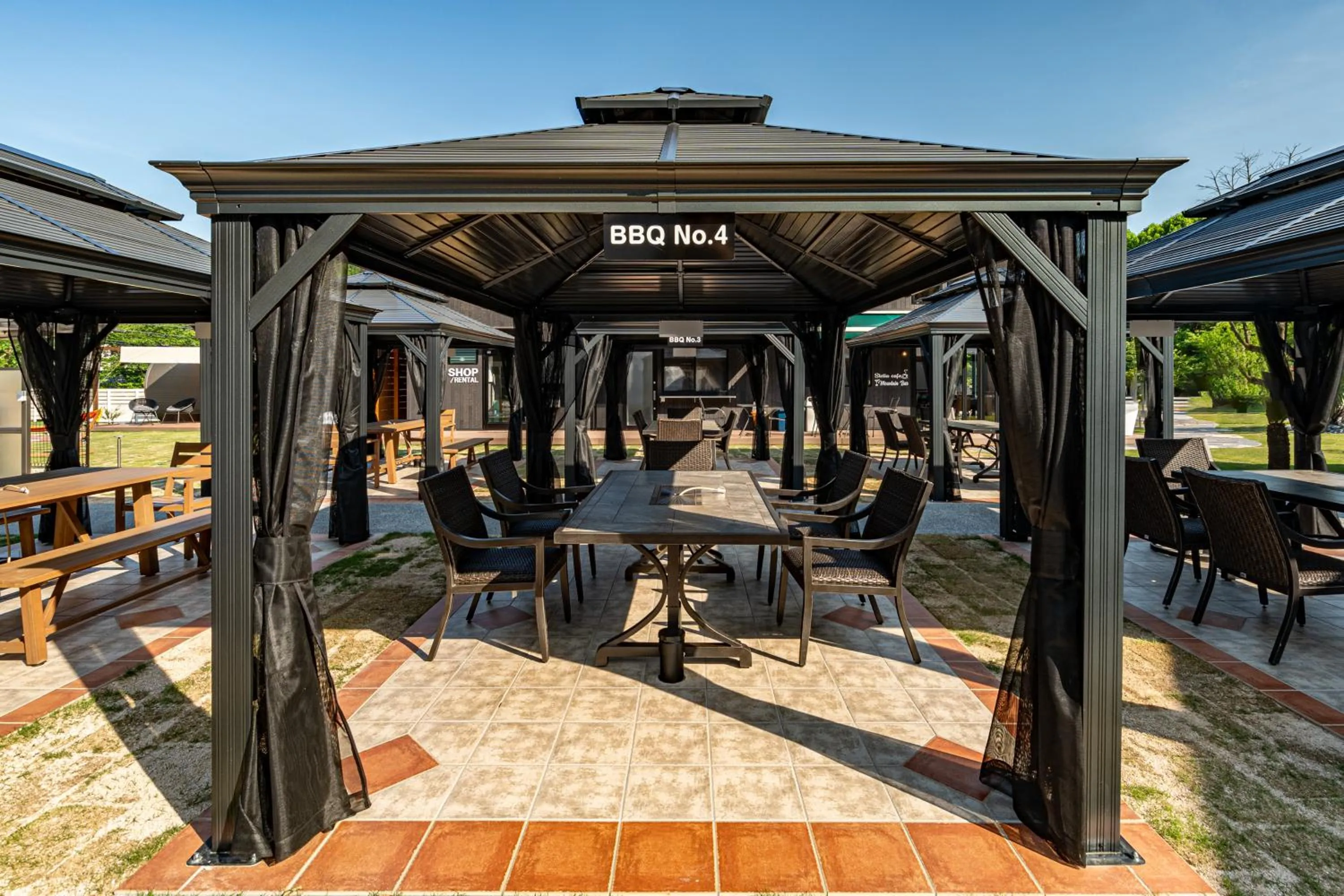 BBQ facilities in RESORT SPA FutureRESORT