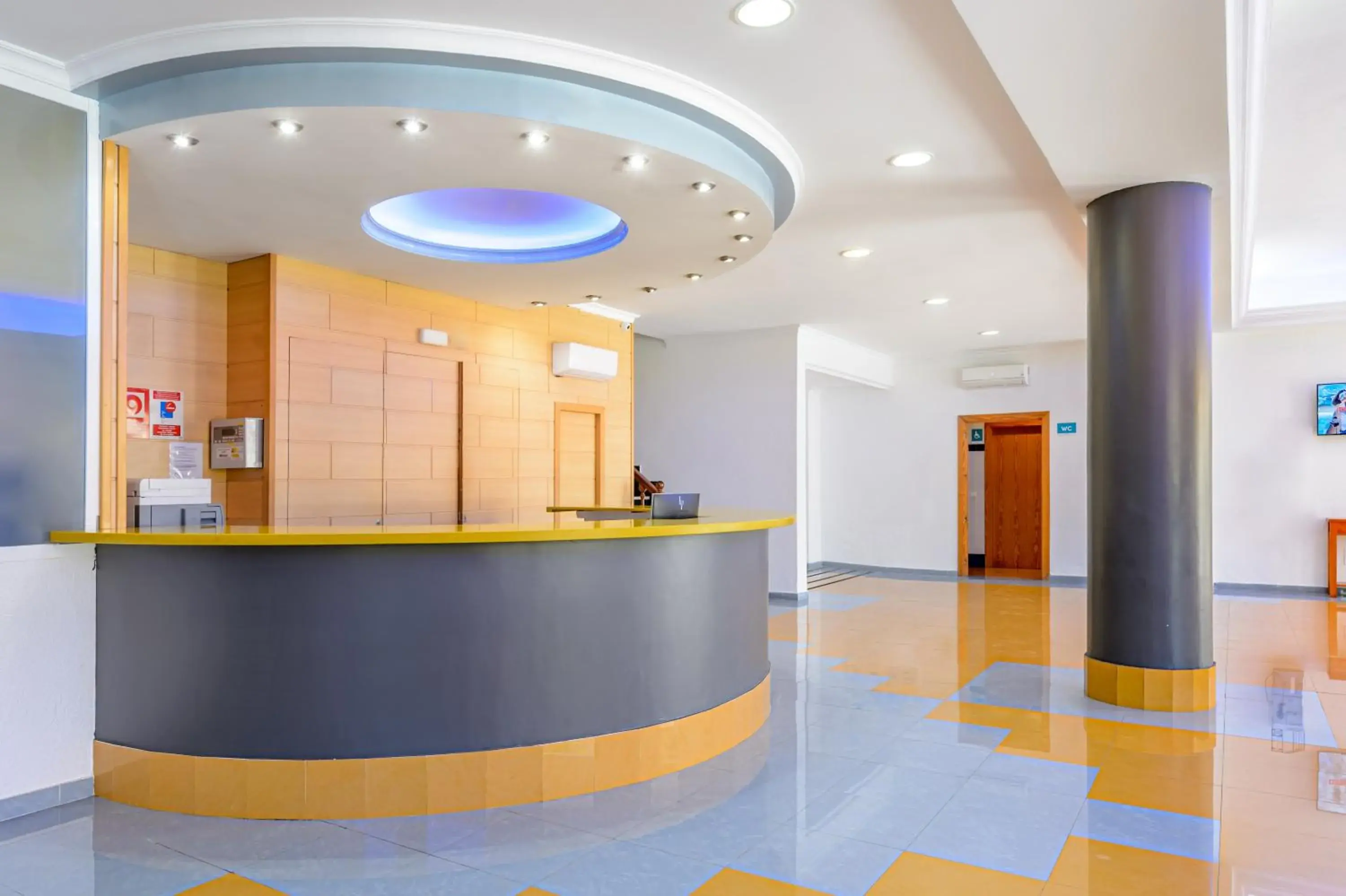 Lobby or reception in Aparthotel Vibra Bay Lobby or reception in Aparthotel Vibra Bay