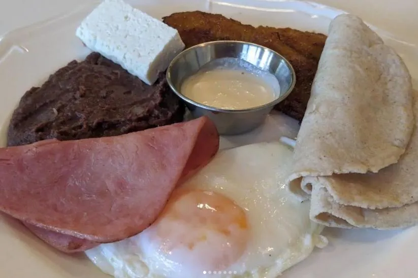 Breakfast in Hotel Internacional Palmerola