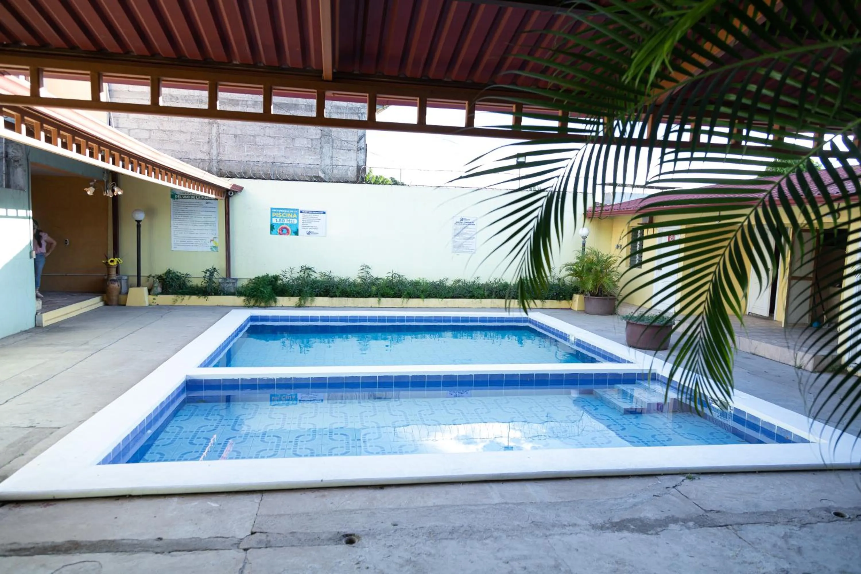 Day in Hotel Internacional Palmerola