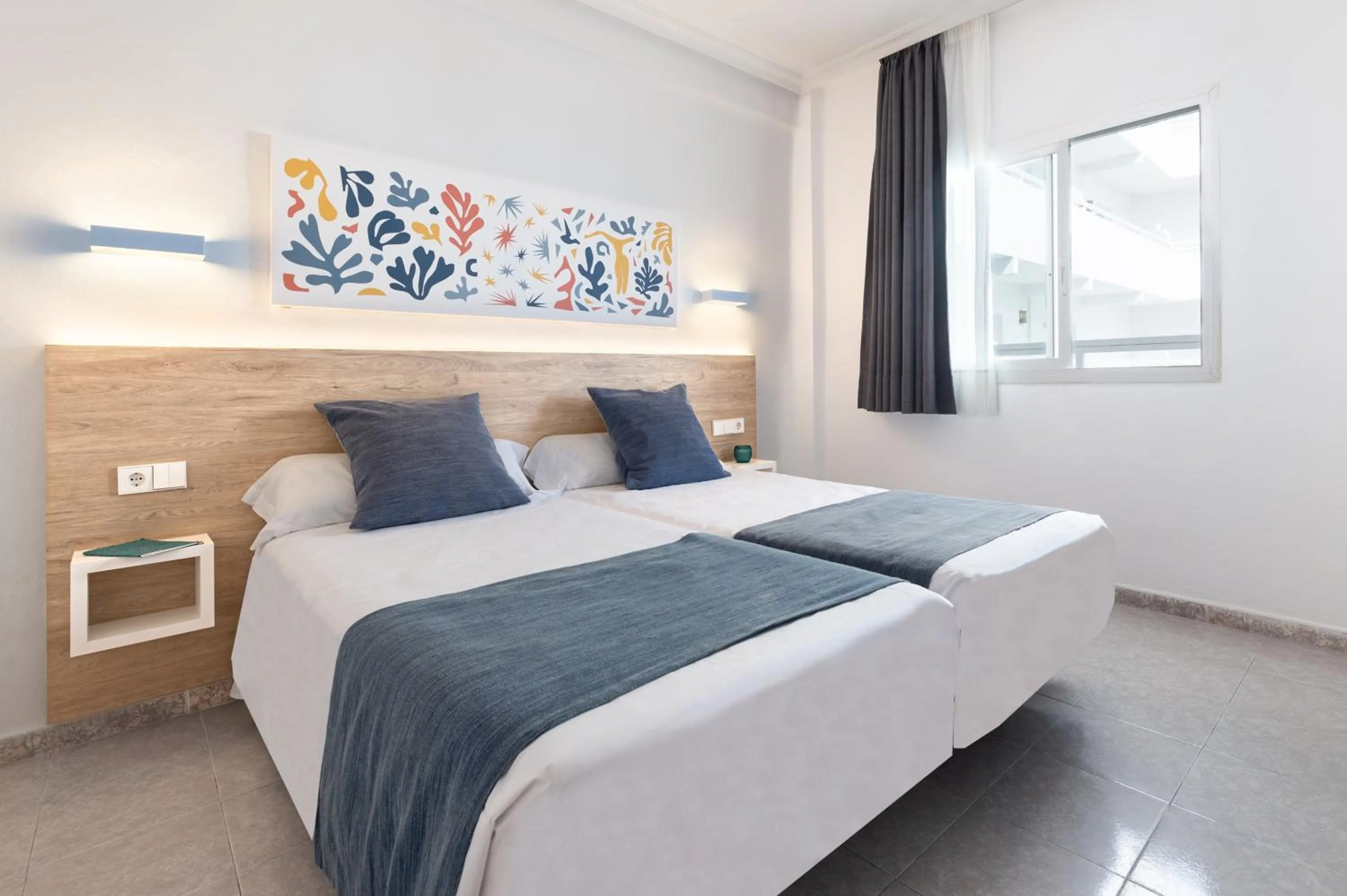 One-Bedroom Apartment with Sea View in Hotel Apartamentos Vibra Lux Mar