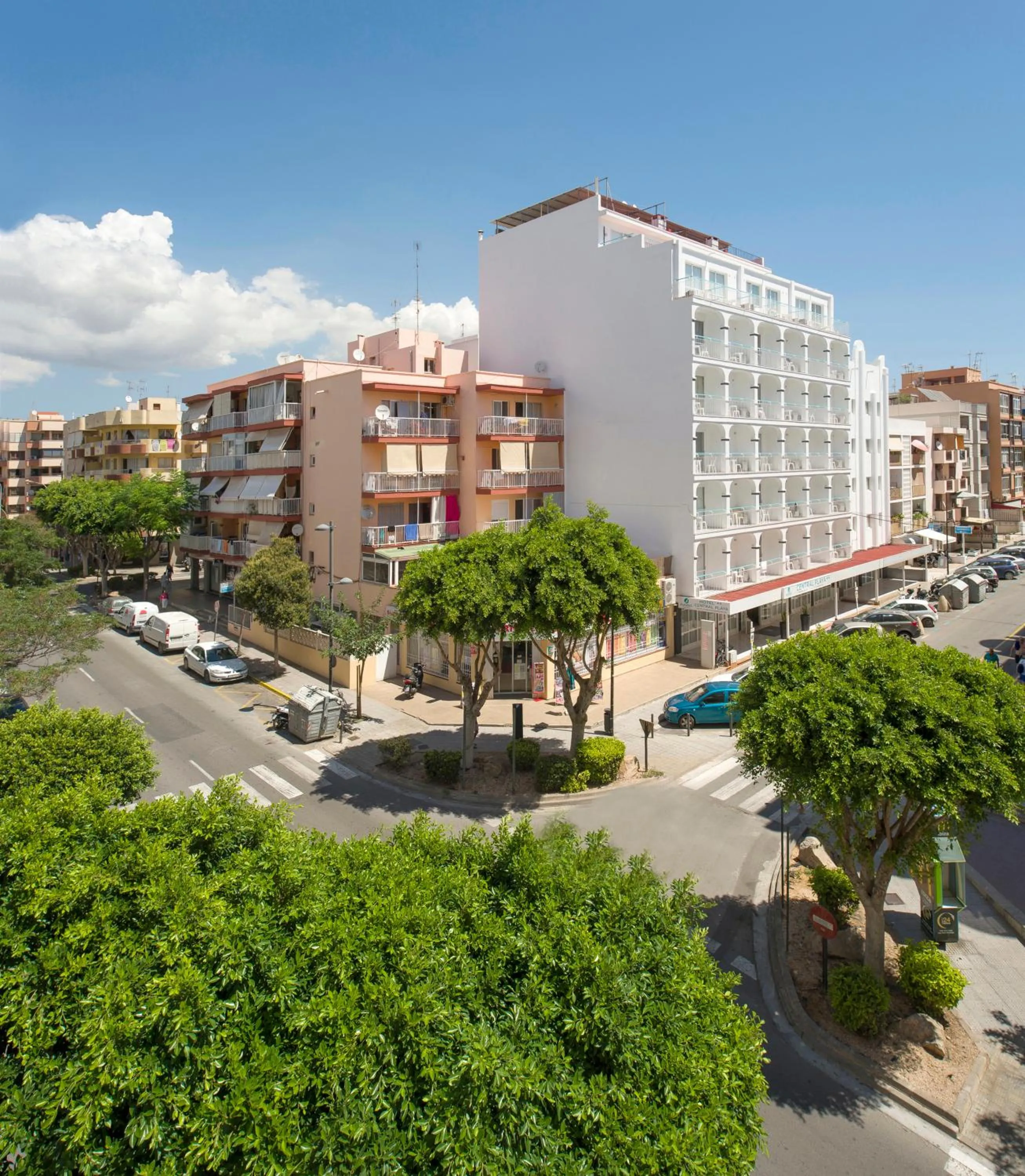 Property building in Hotel Vibra Vila