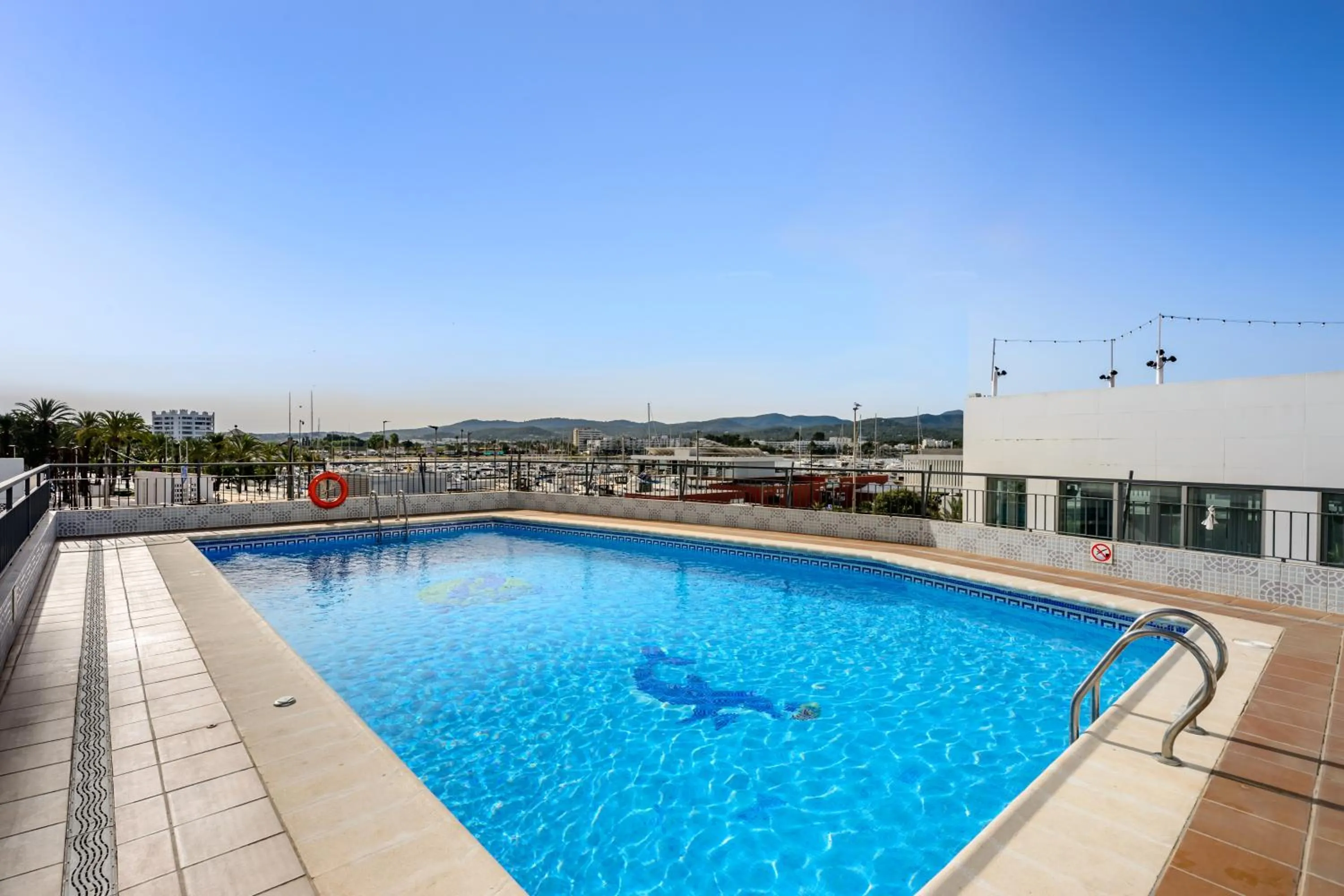 Swimming pool in Aparthotel Vibra del Mar - Adults only