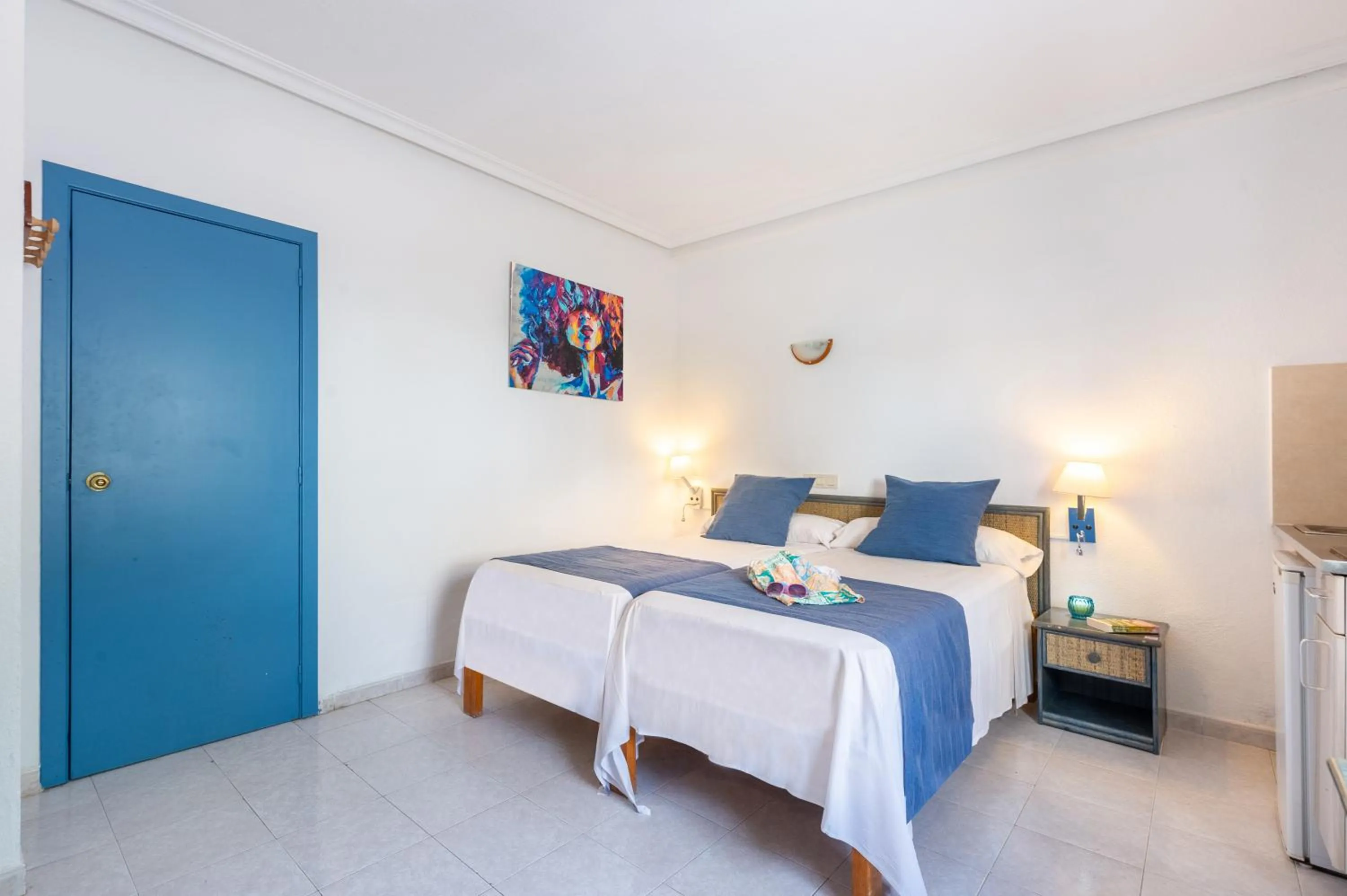 Bed in Aparthotel Vibra del Mar - Adults only
