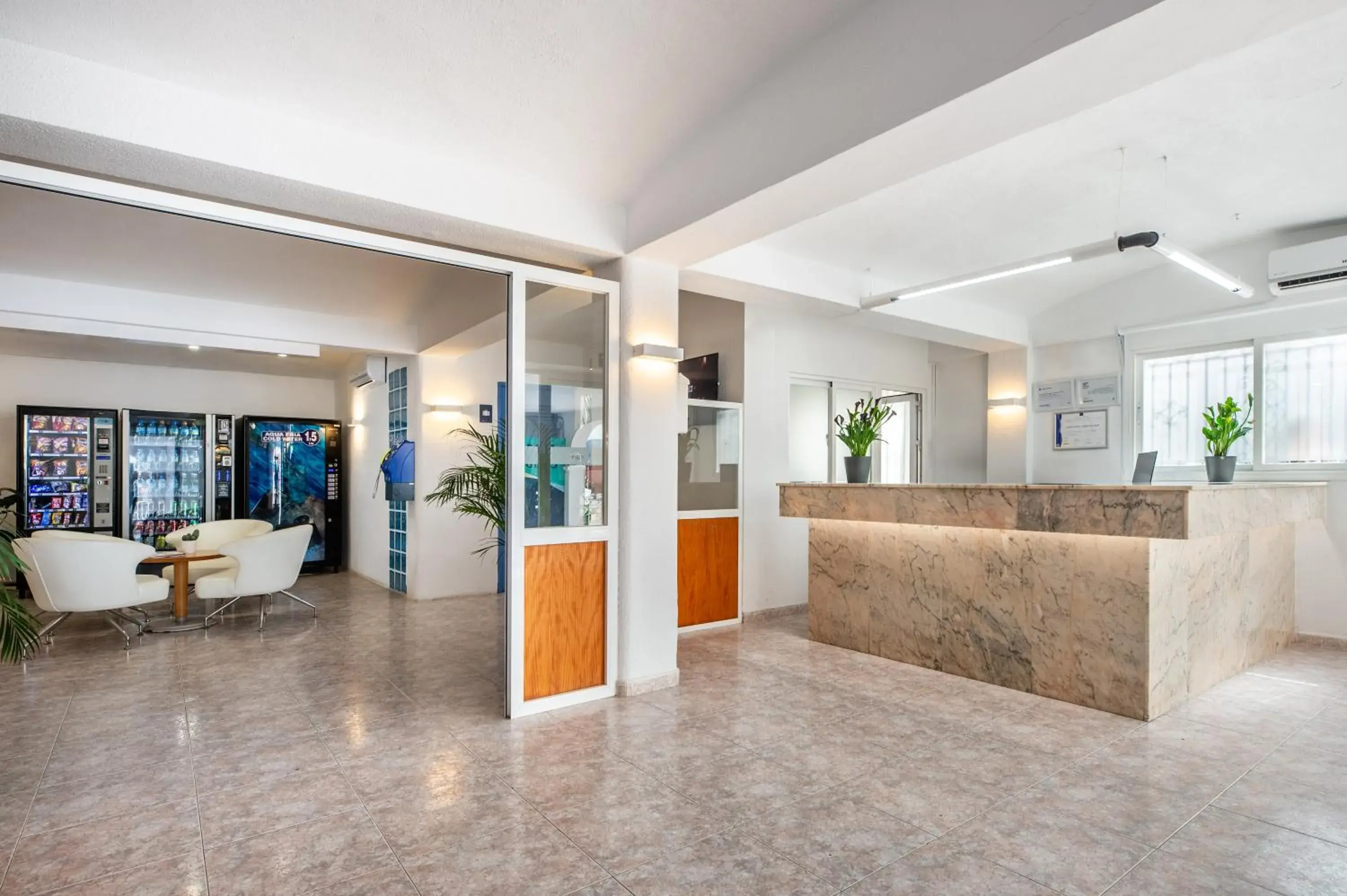 Lobby or reception in Aparthotel Vibra del Mar - Adults only Lobby or reception in Aparthotel Vibra del Mar - Adults only