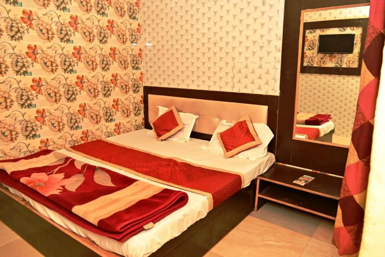 Bed in Ajaypal Garh Resort Near Pushkar and Ajmer