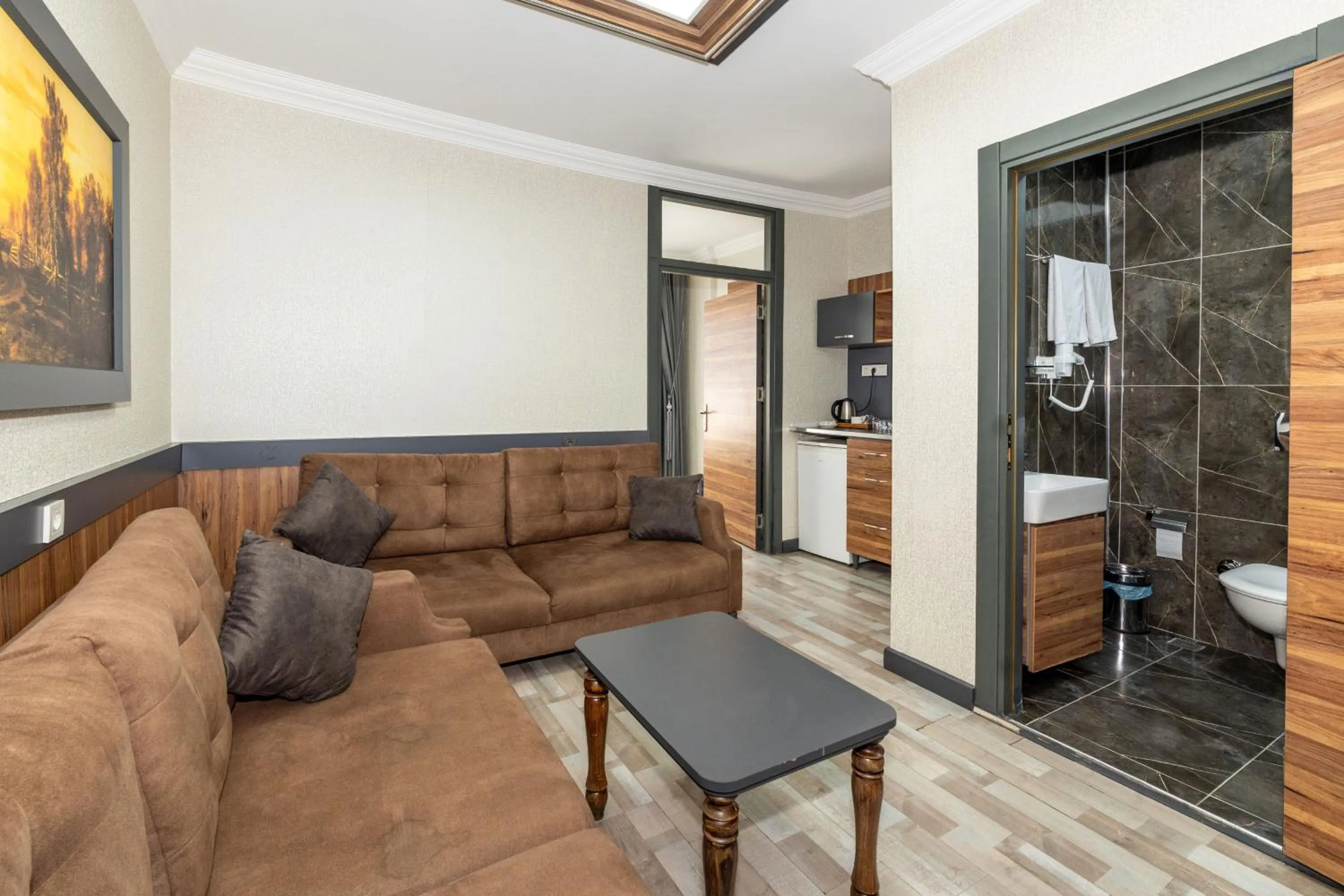 Bathroom in La Serena Taxim Hotel