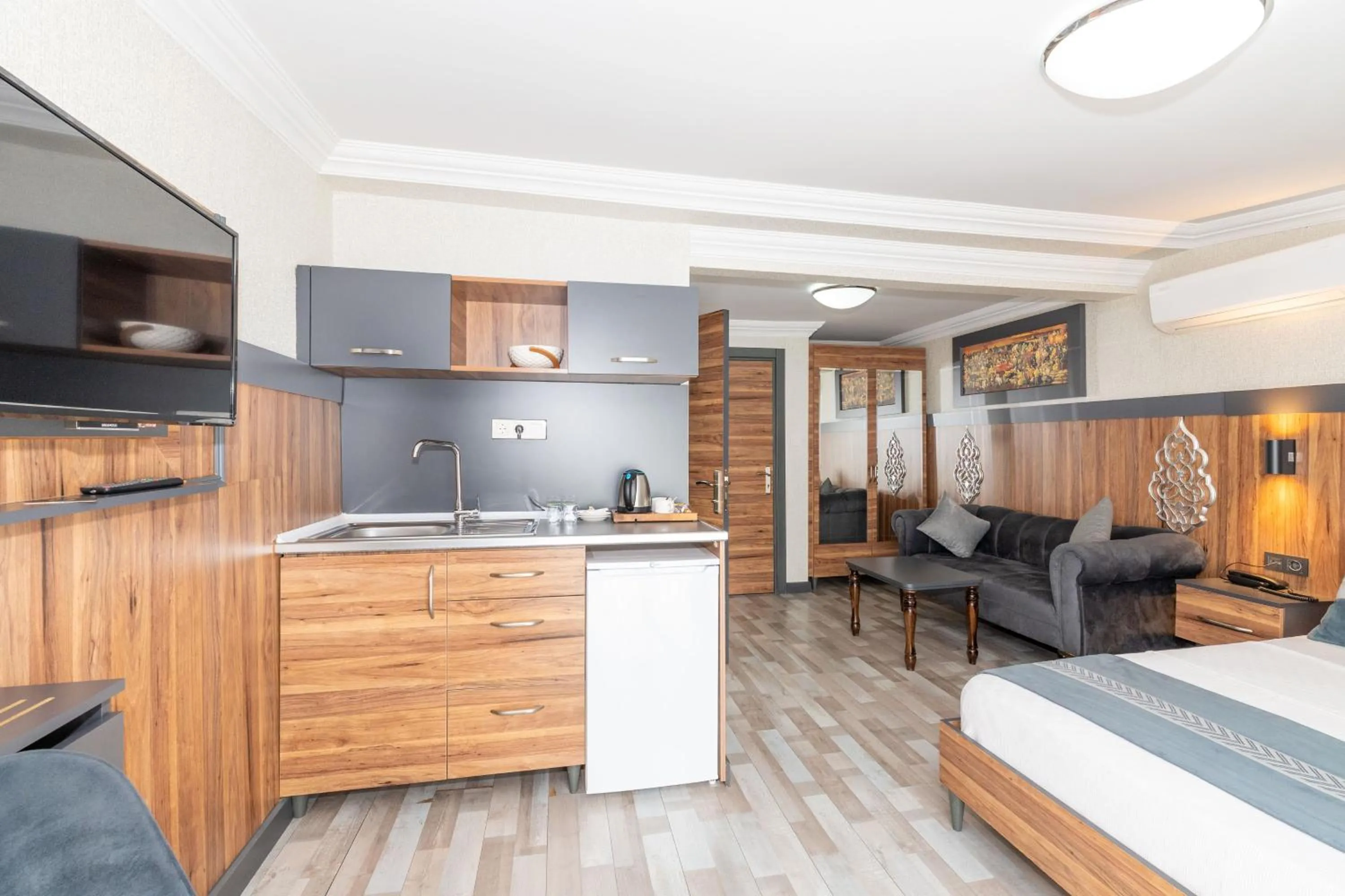 Bed in La Serena Taxim Hotel