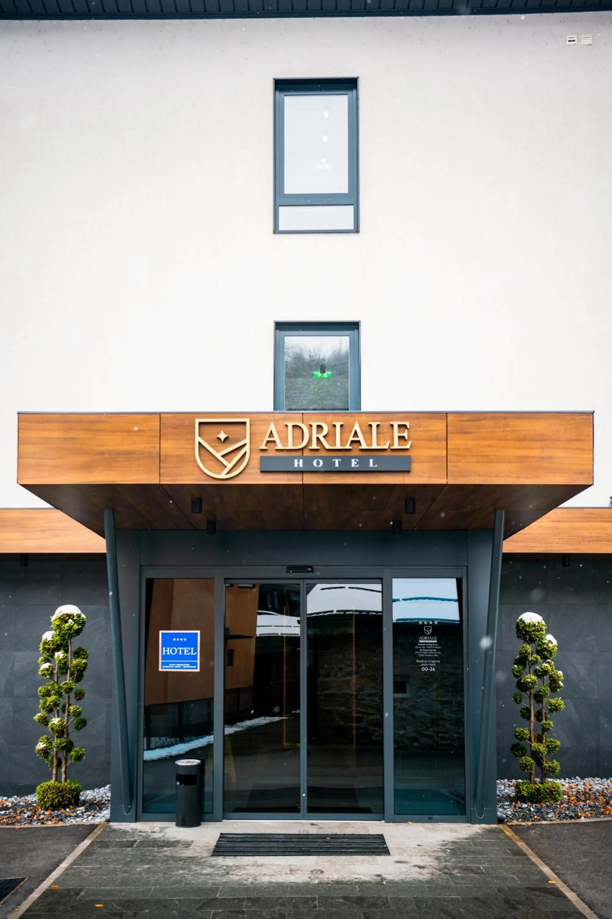 Facade/entrance in Hotel Adriale