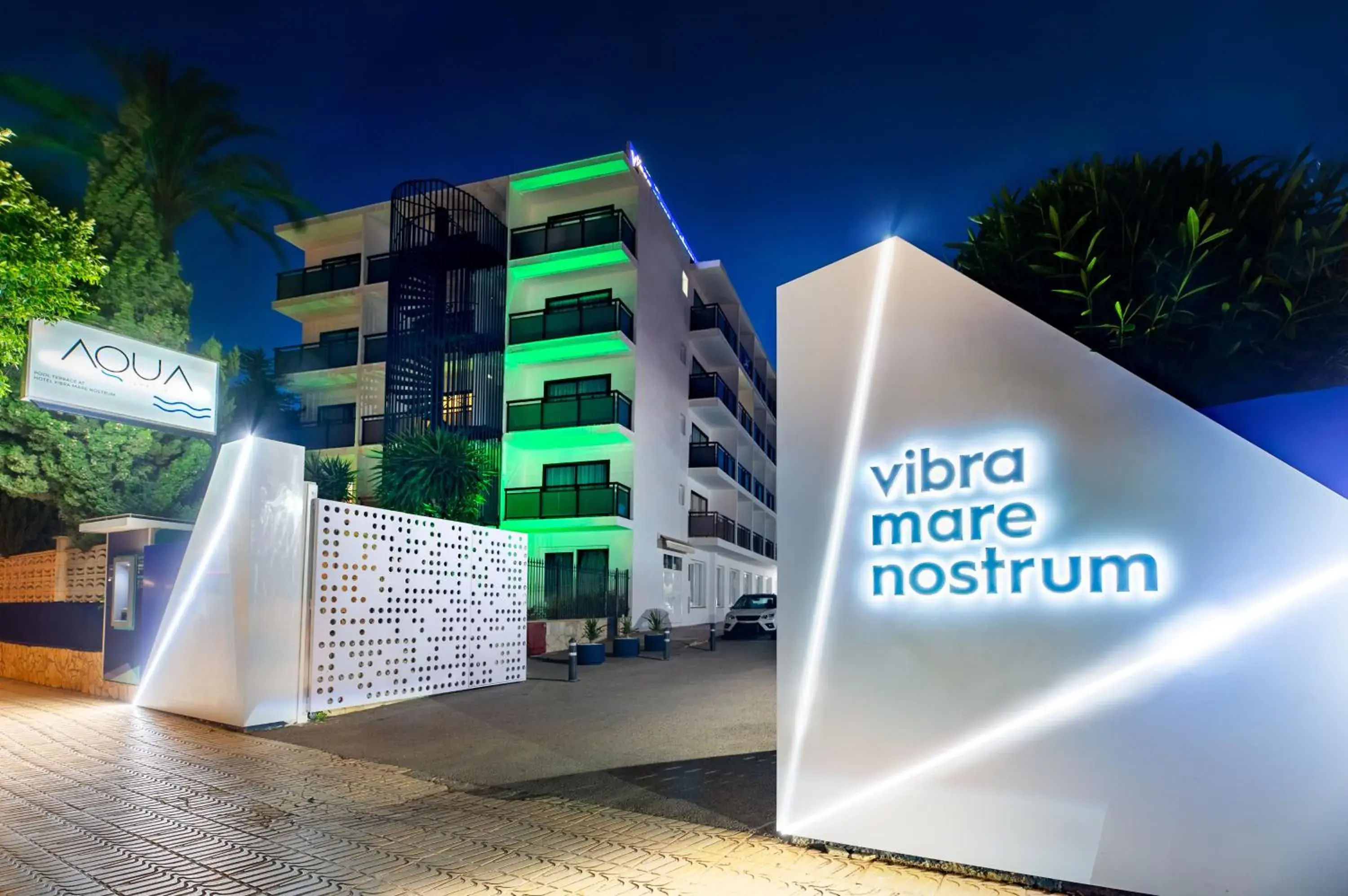 Facade/entrance in Hotel Vibra Mare Nostrum Facade/entrance in Hotel Vibra Mare Nostrum