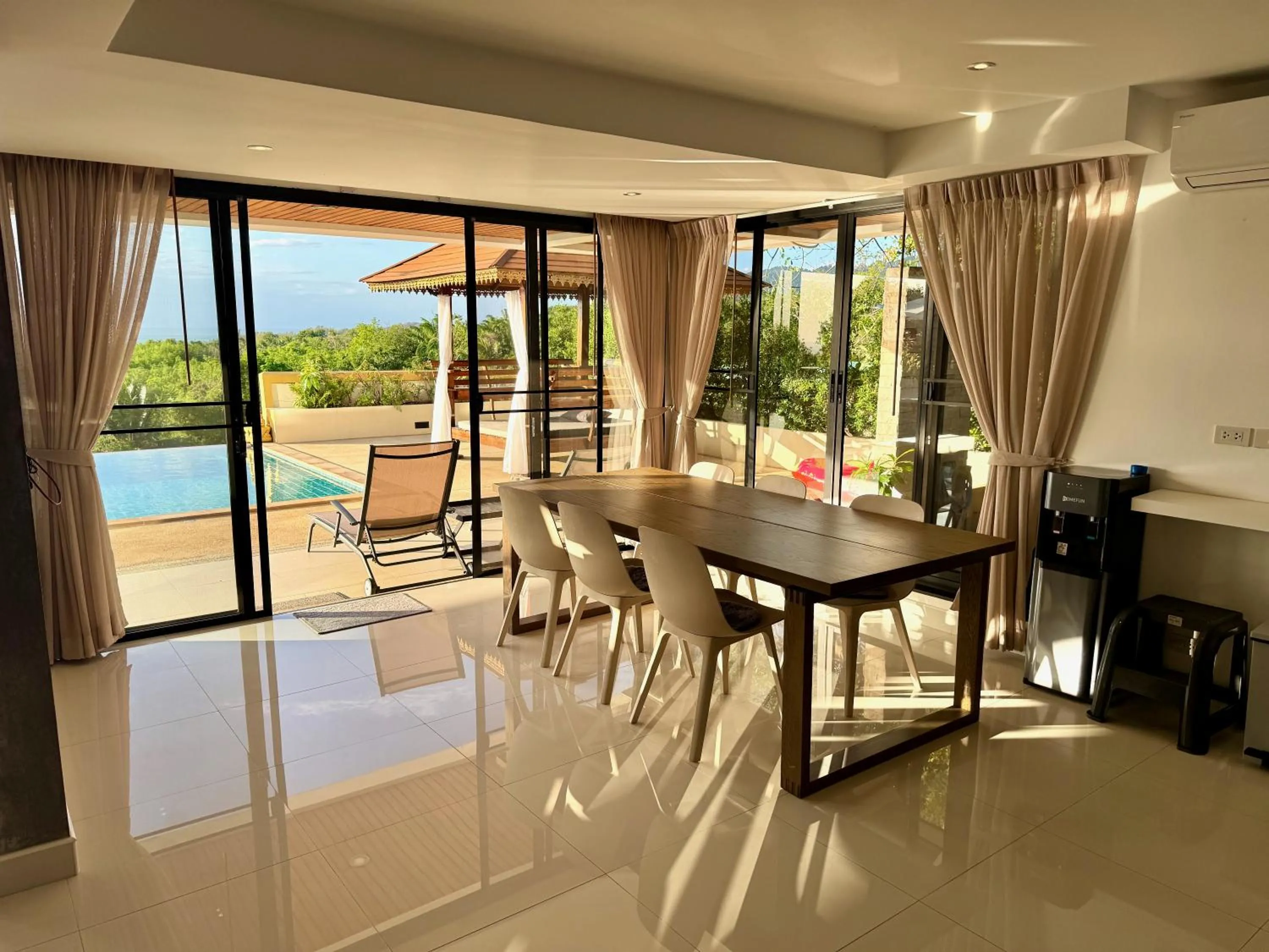 Patio in The Carma - stylish and luxury sea view pool villa