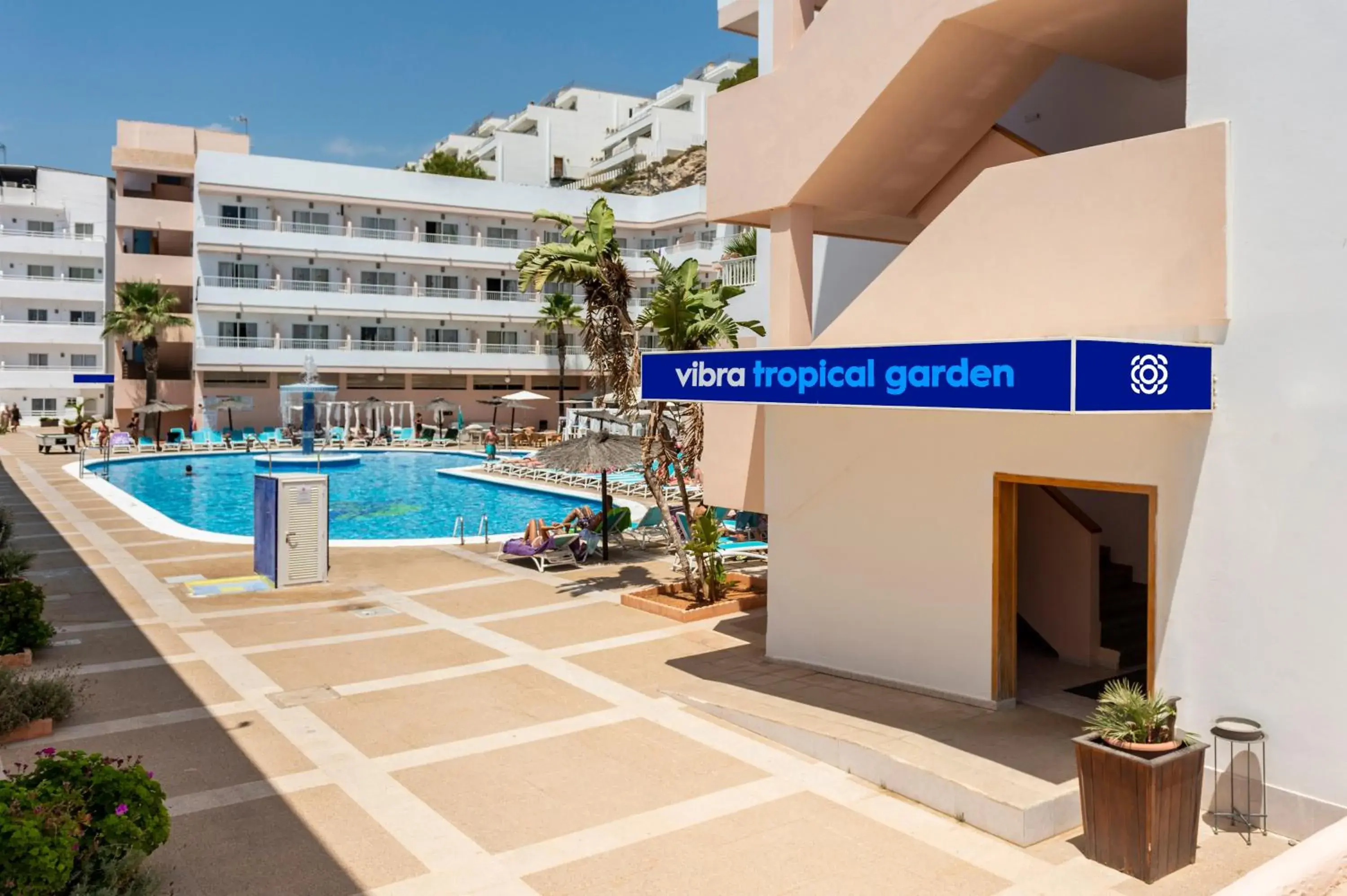 Lobby or reception in Apartamentos Vibra Tropical Garden Lobby or reception in Apartamentos Vibra Tropical Garden