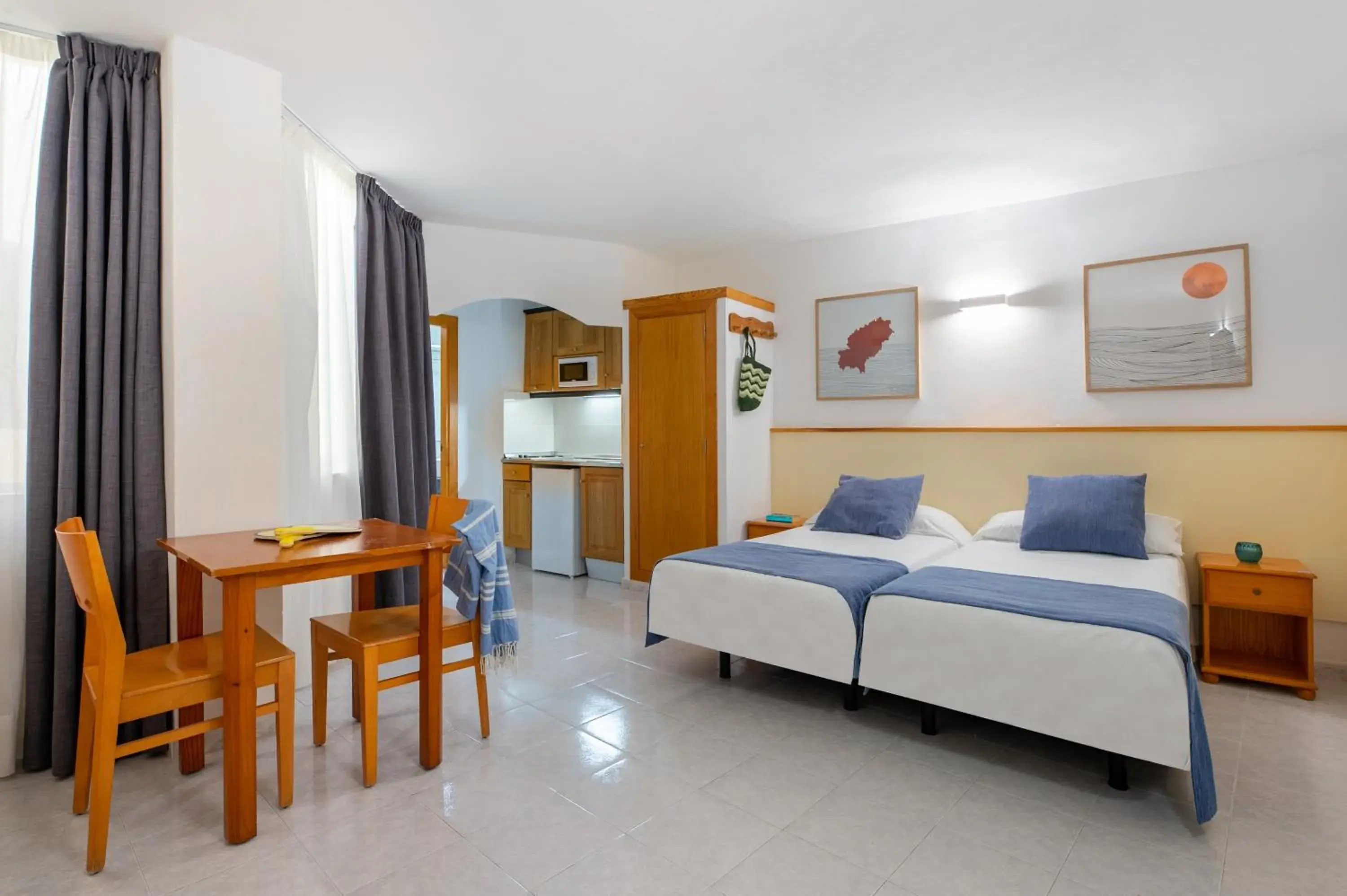 Photo of the whole room in Apartamentos Vibra Tropical Garden Photo of the whole room in Apartamentos Vibra Tropical Garden