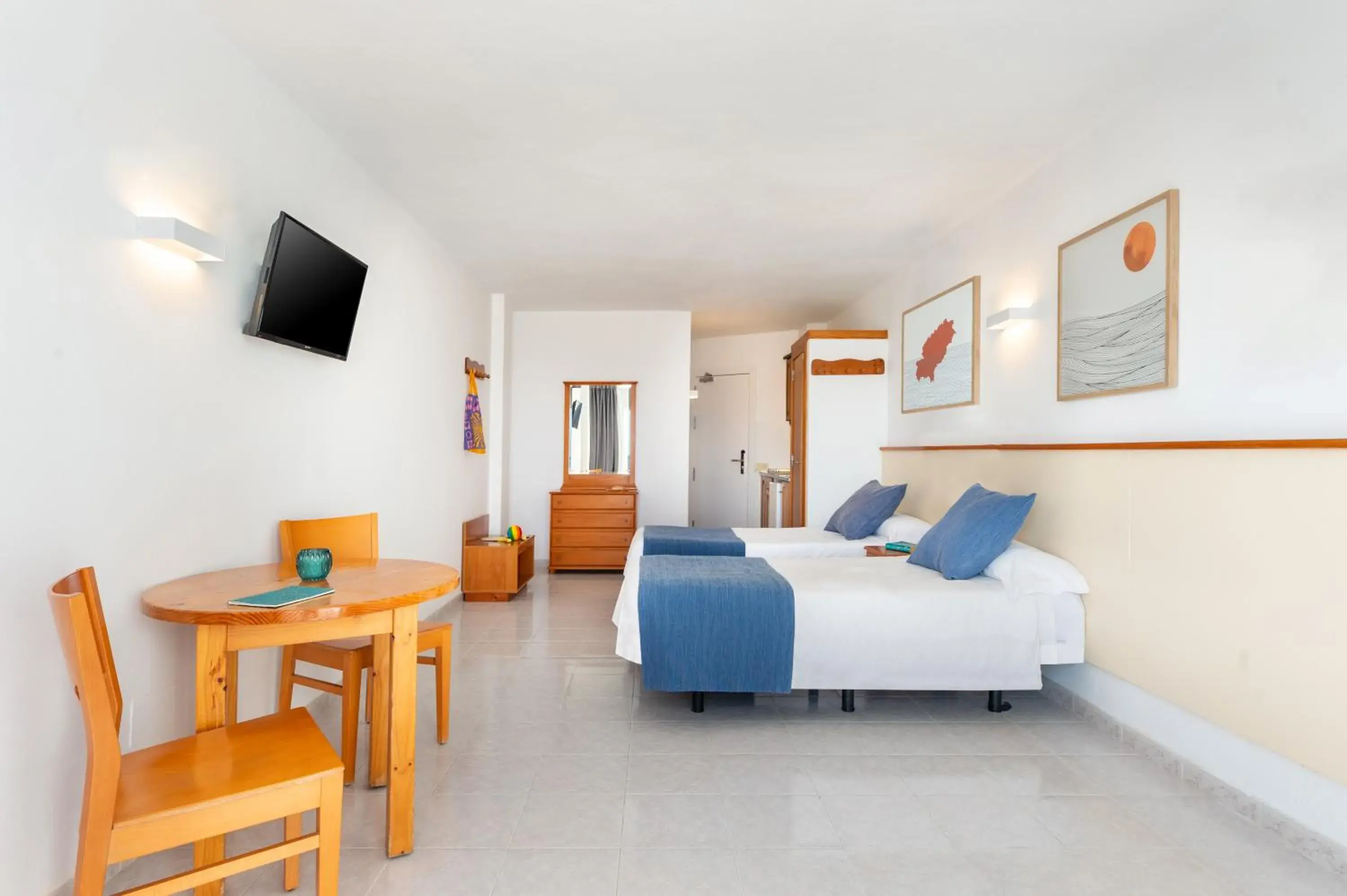 Photo of the whole room in Apartamentos Vibra Tropical Garden Photo of the whole room in Apartamentos Vibra Tropical Garden