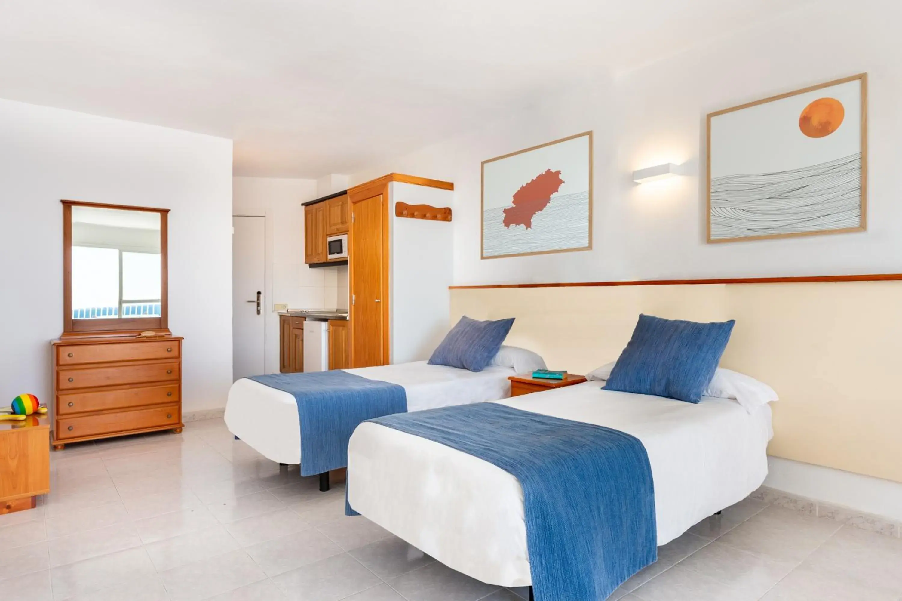 Photo of the whole room in Apartamentos Vibra Tropical Garden Photo of the whole room in Apartamentos Vibra Tropical Garden