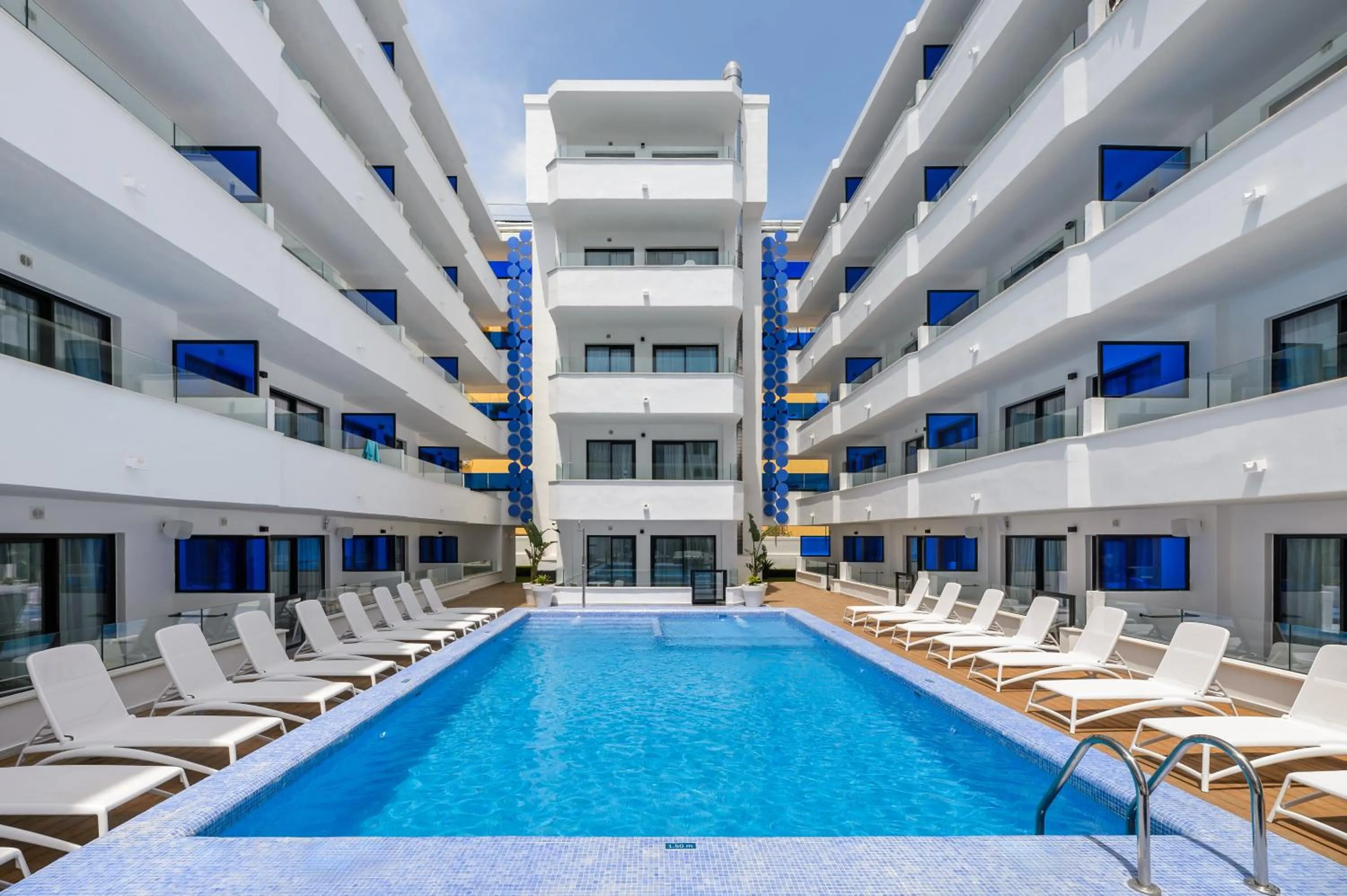 Swimming pool in Apartamentos Vibra Jabeque Blue - Adults only -New Opening 2025