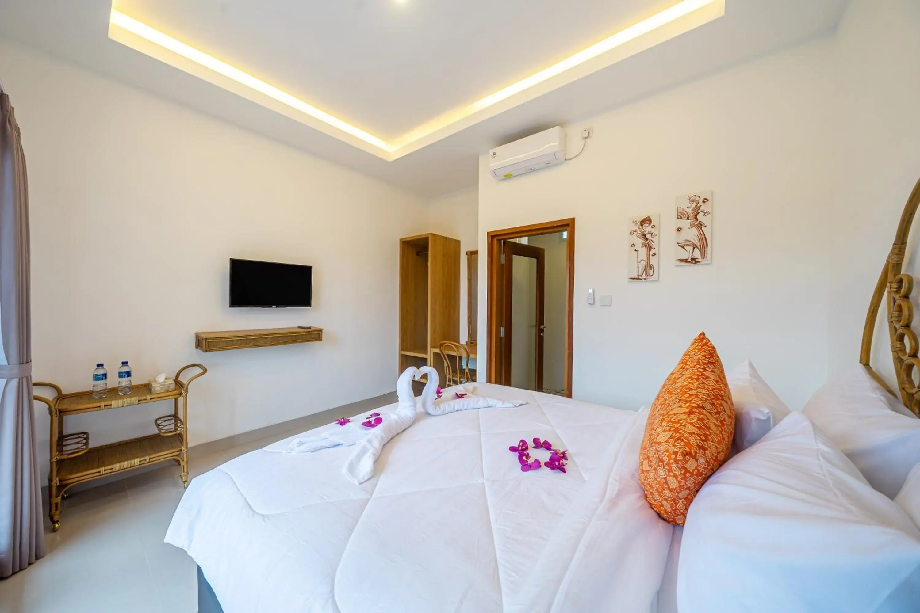 Deluxe Room in Kasmaran Bali Guest House Deluxe Room in Kasmaran Bali Guest House