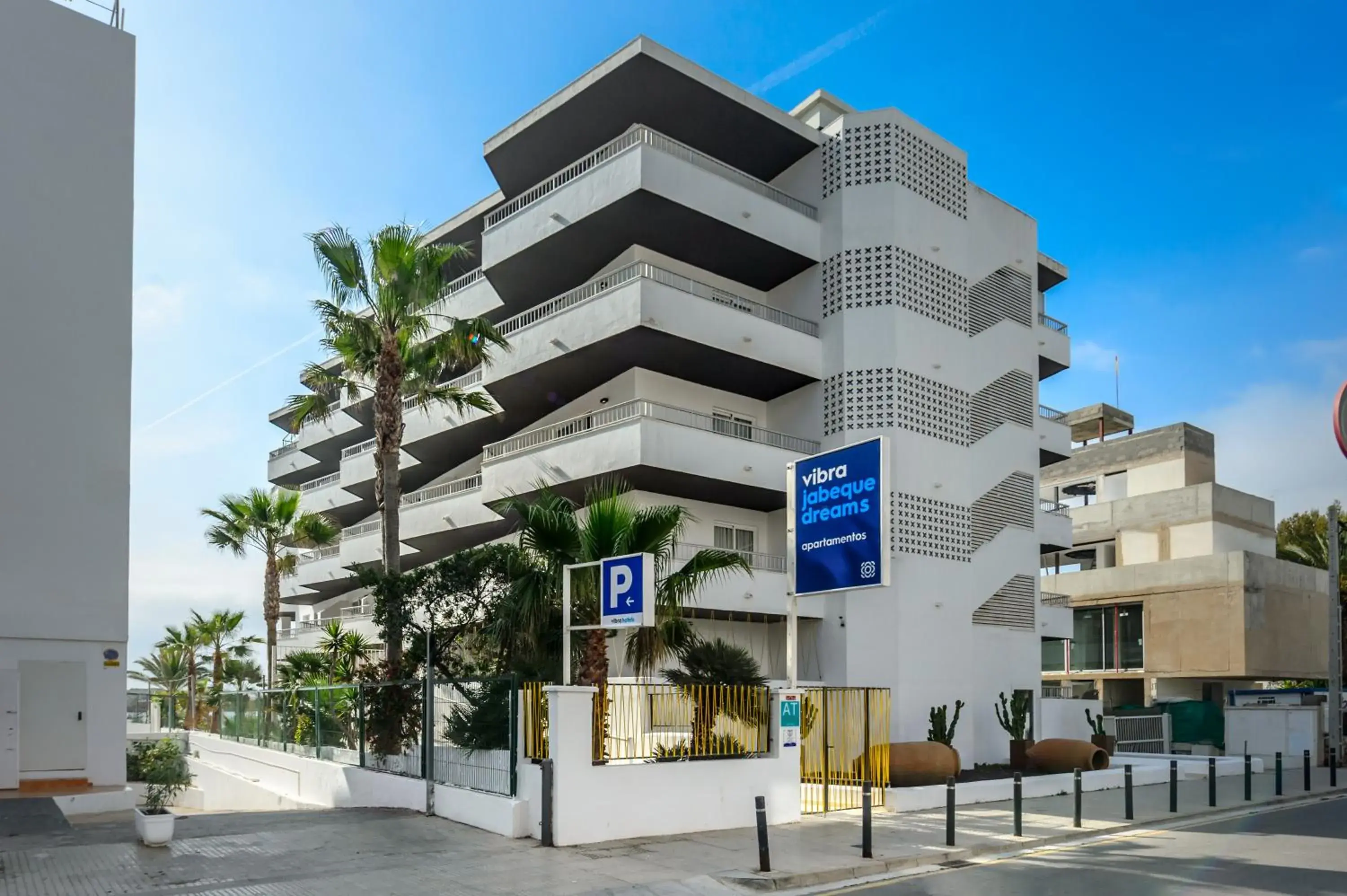 Property building in Apartamentos Vibra Jabeque Dreams Property building in Apartamentos Vibra Jabeque Dreams