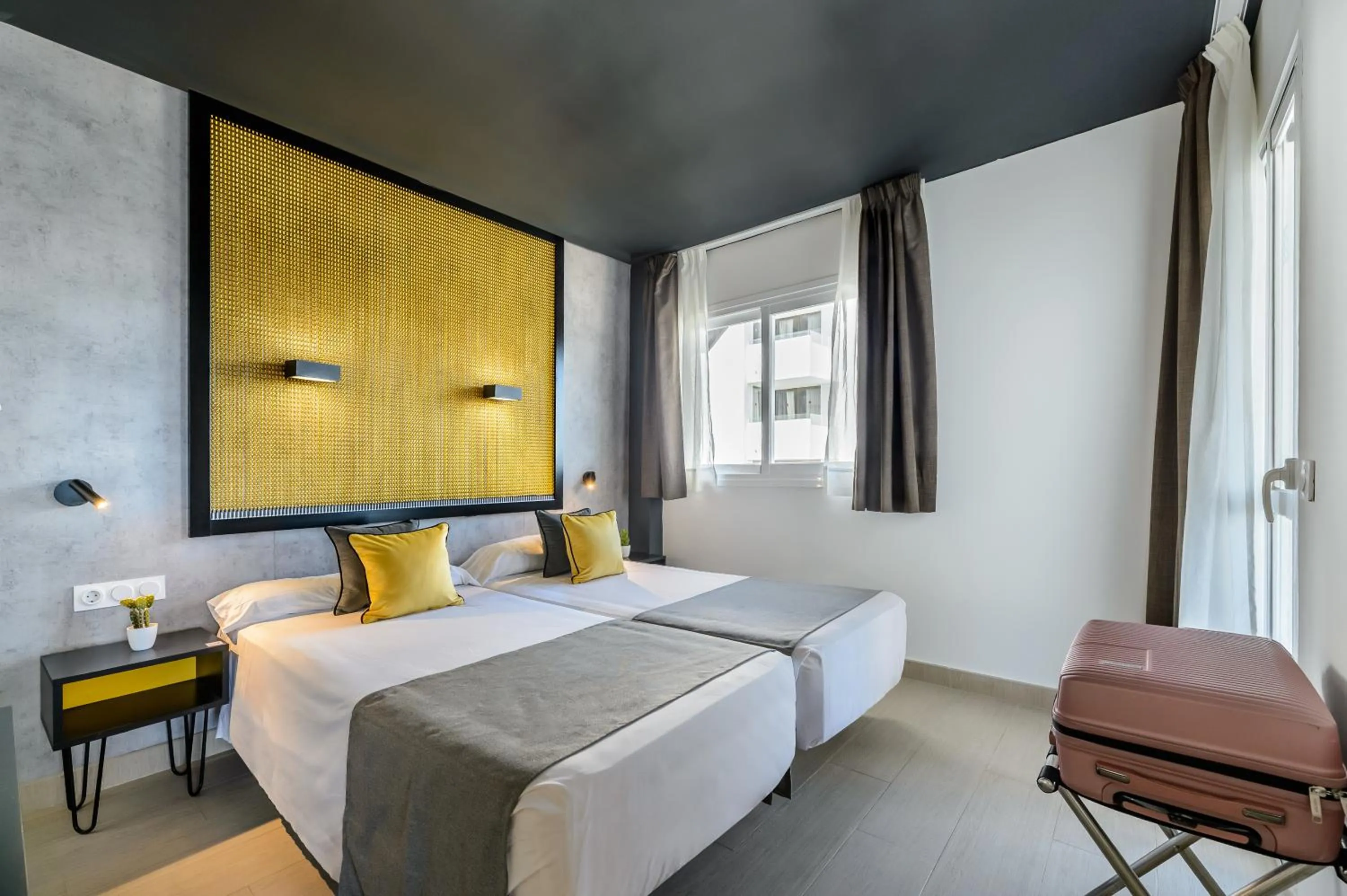 Bed in Apartamentos Vibra Jabeque Dreams