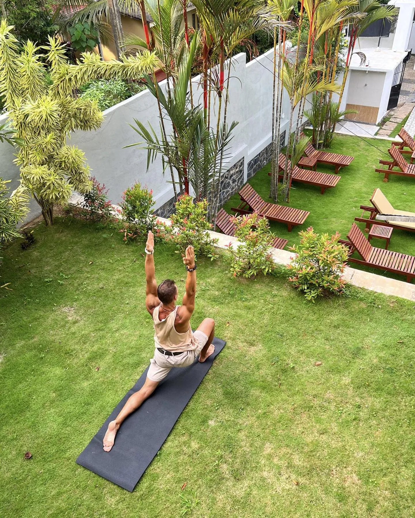 Day in Chill Hill Hikkaduwa