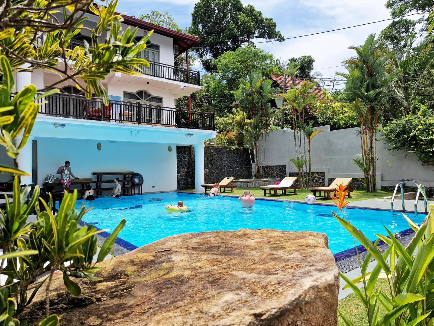 People in Chill Hill Hikkaduwa