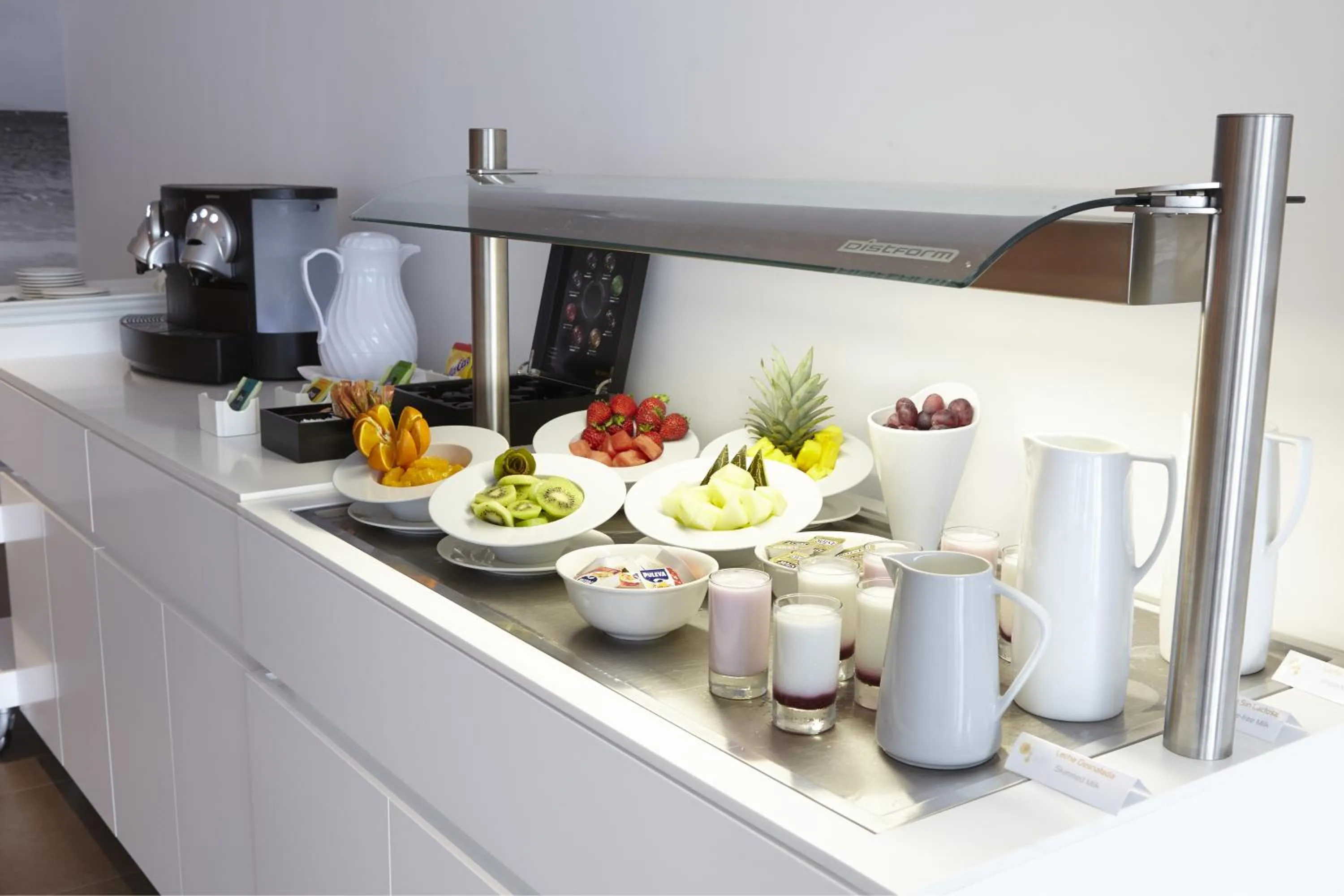 Buffet breakfast in Ibiza Sun Apartments