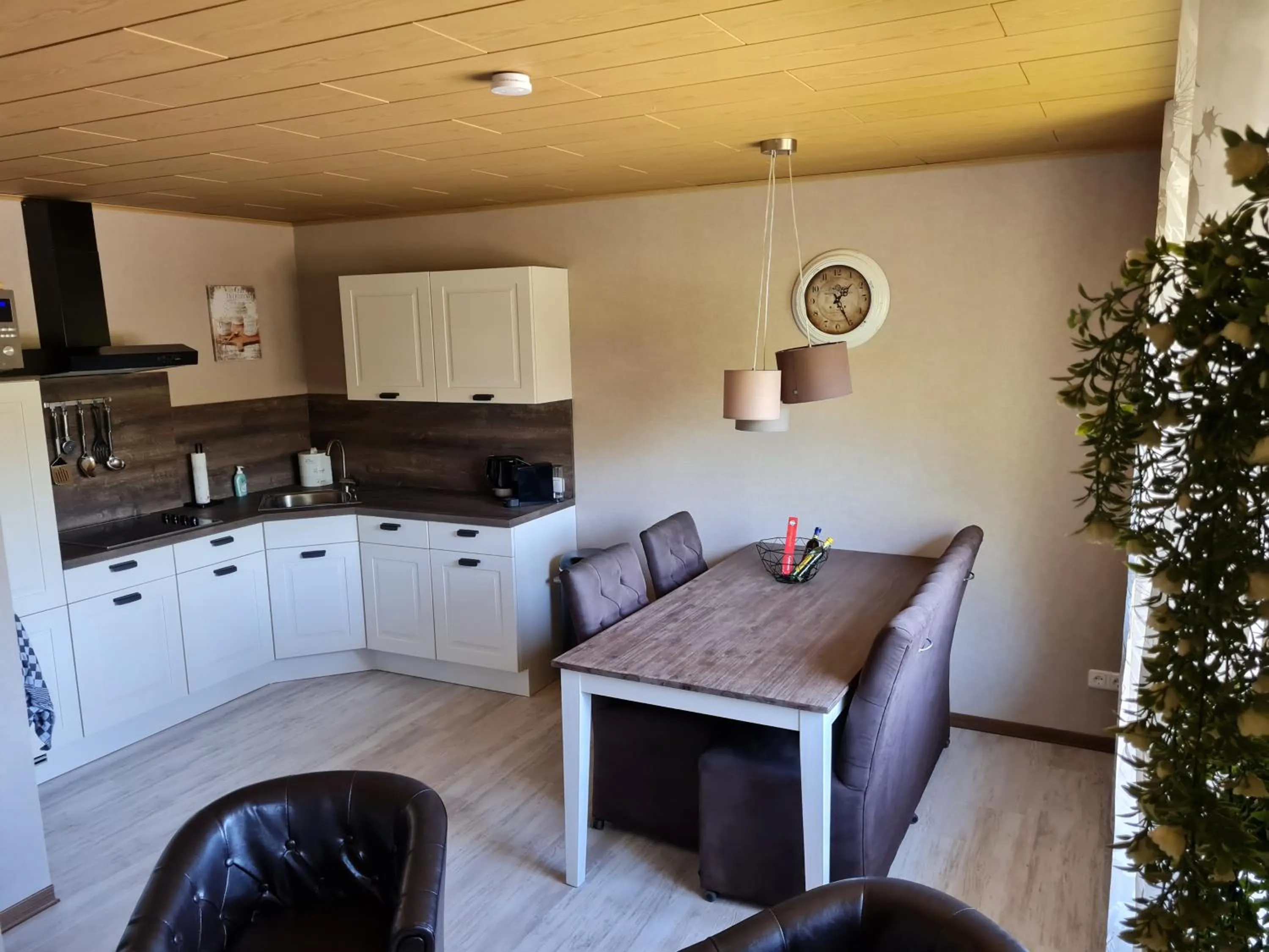 Kitchen or kitchenette in Gasthaus Paula