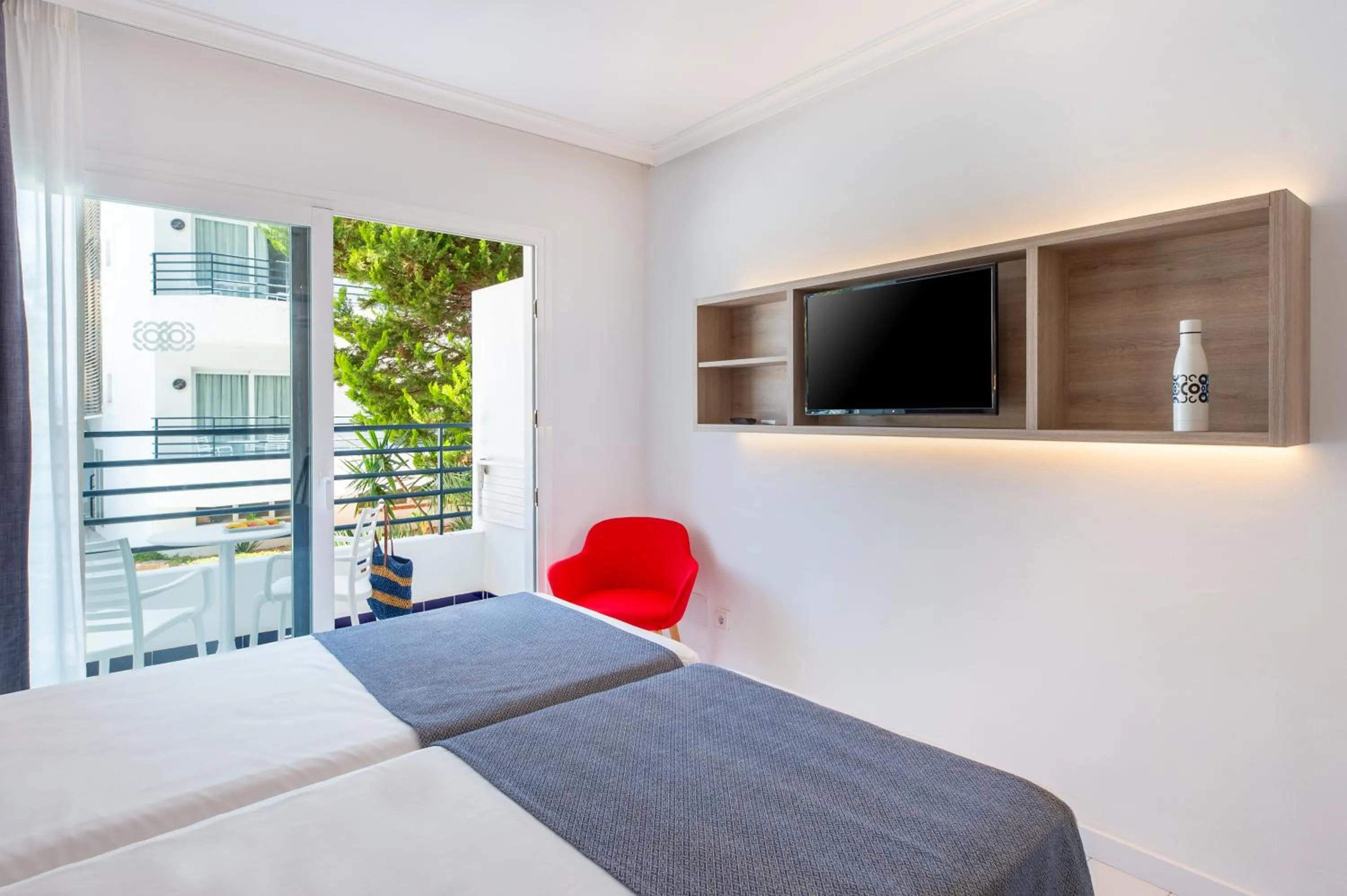 Decorative detail, Bed in Hotel Vibra Isola - Adults only