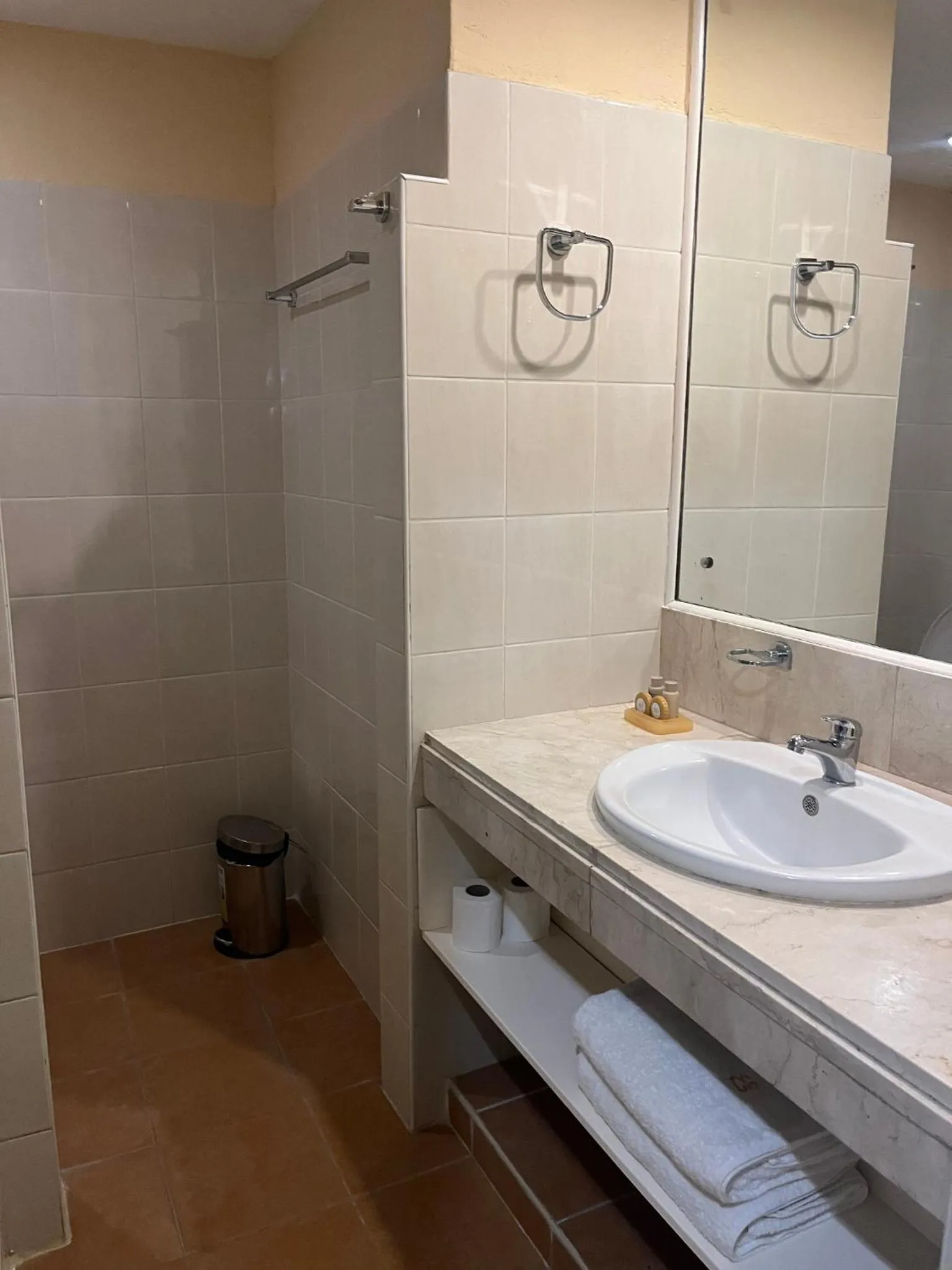 Bathroom in Coco Grande Hotel