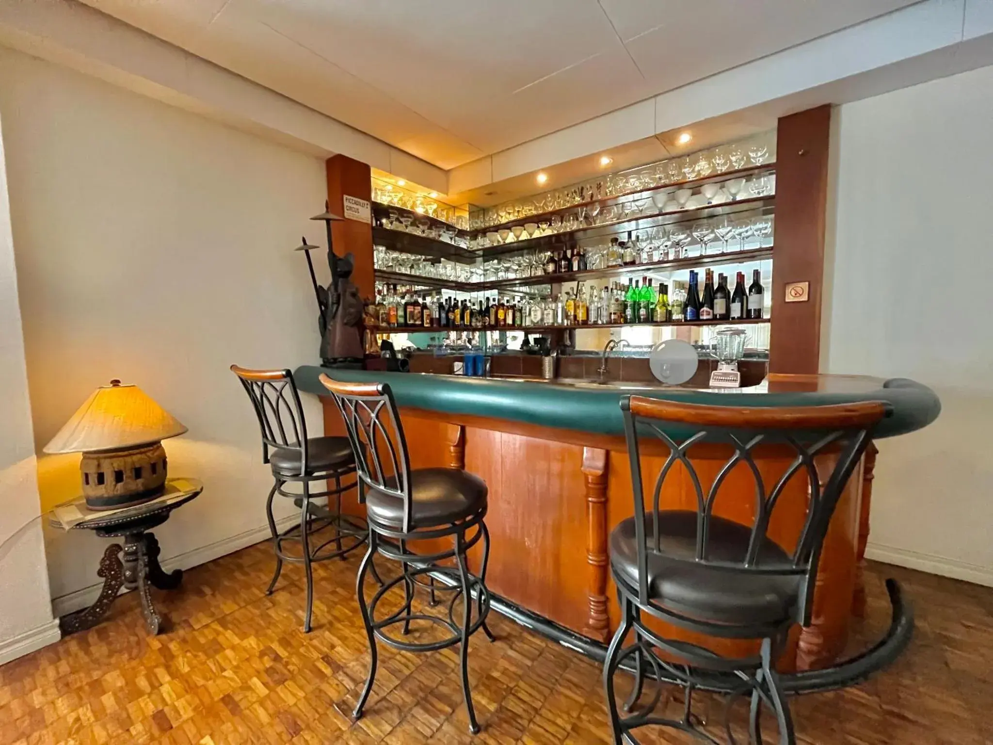 Lounge or bar in Coco Grande Hotel Lounge or bar in Coco Grande Hotel