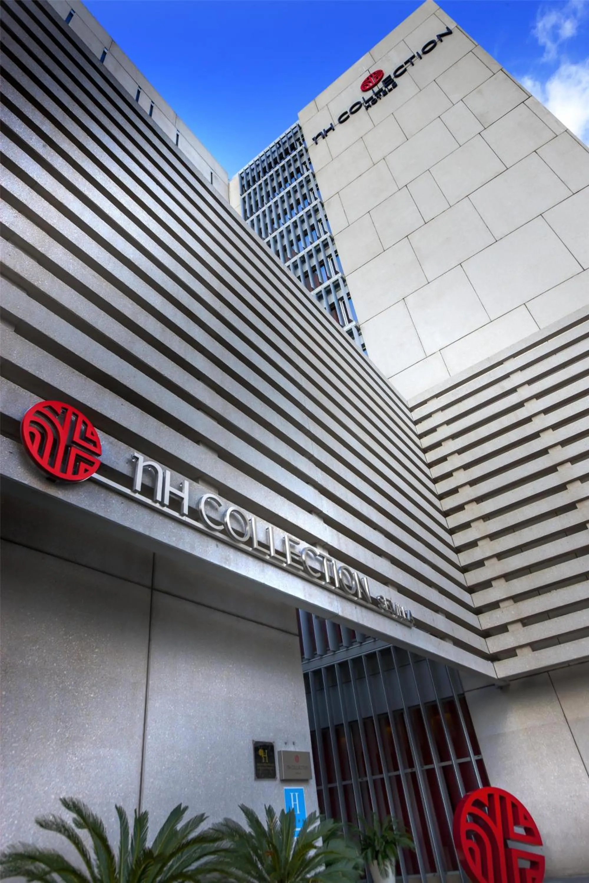 Property building in NH Collection Sevilla