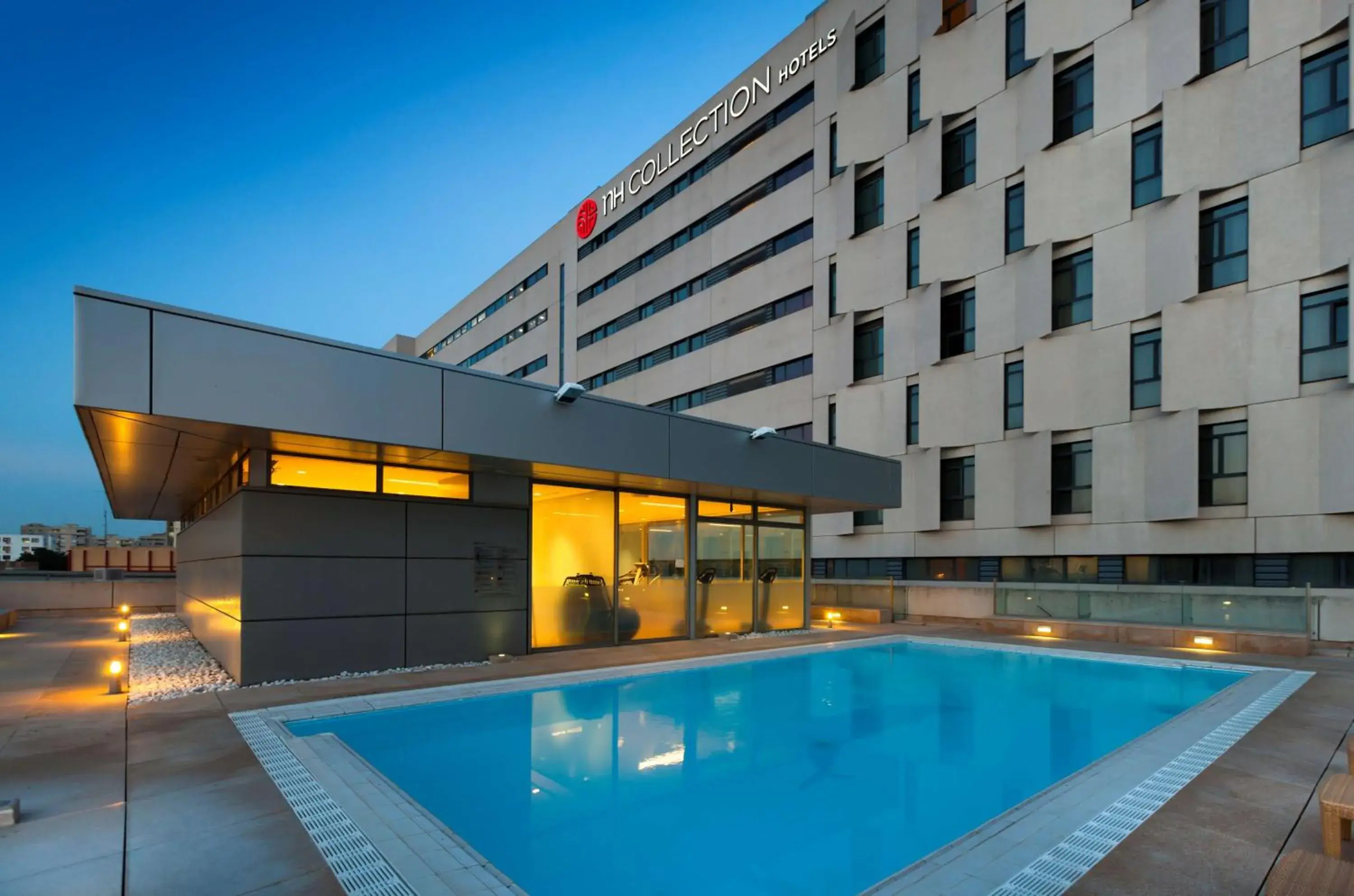 Pool view in NH Collection Sevilla Pool view in NH Collection Sevilla