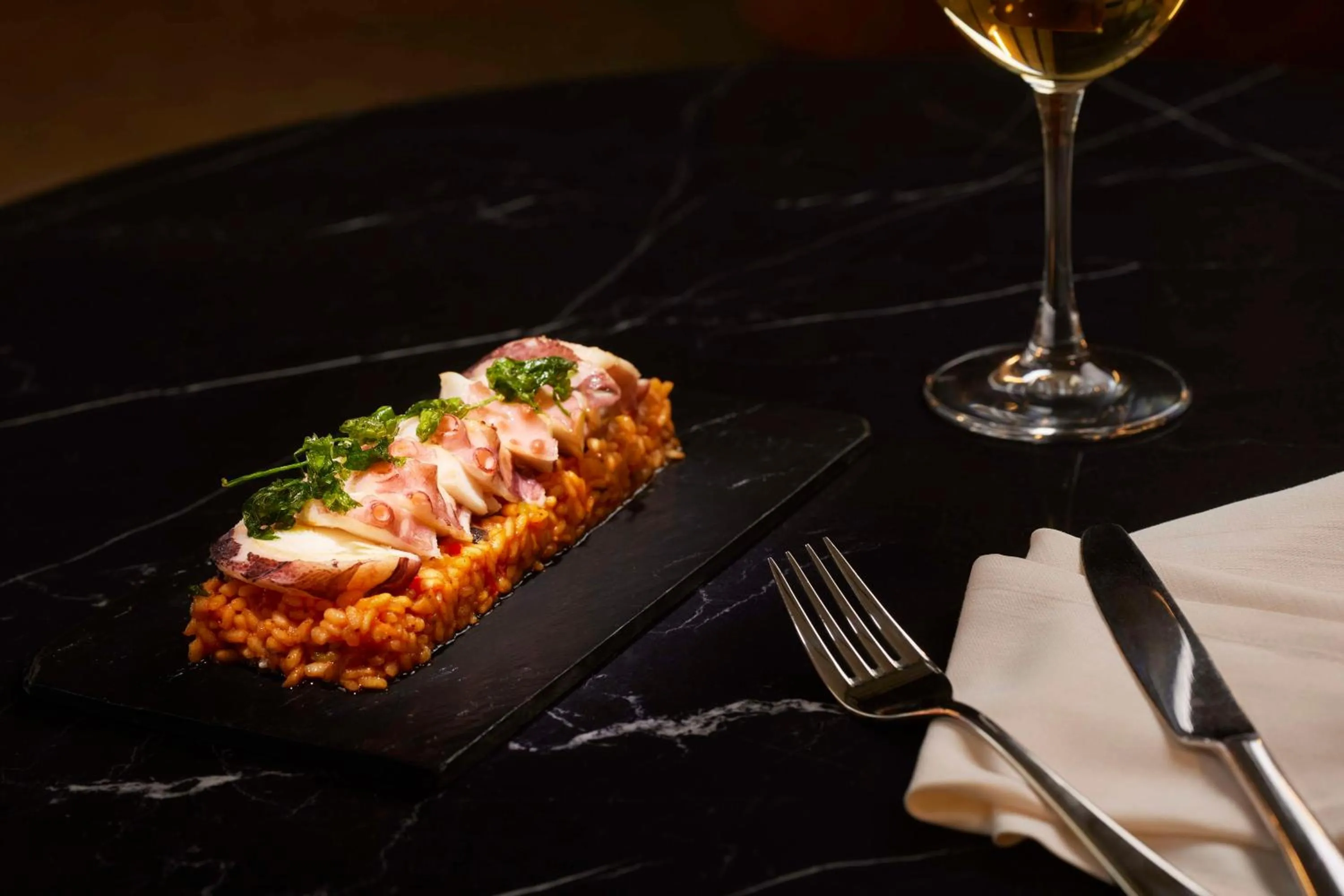 Restaurant/places to eat in NH Collection Sevilla