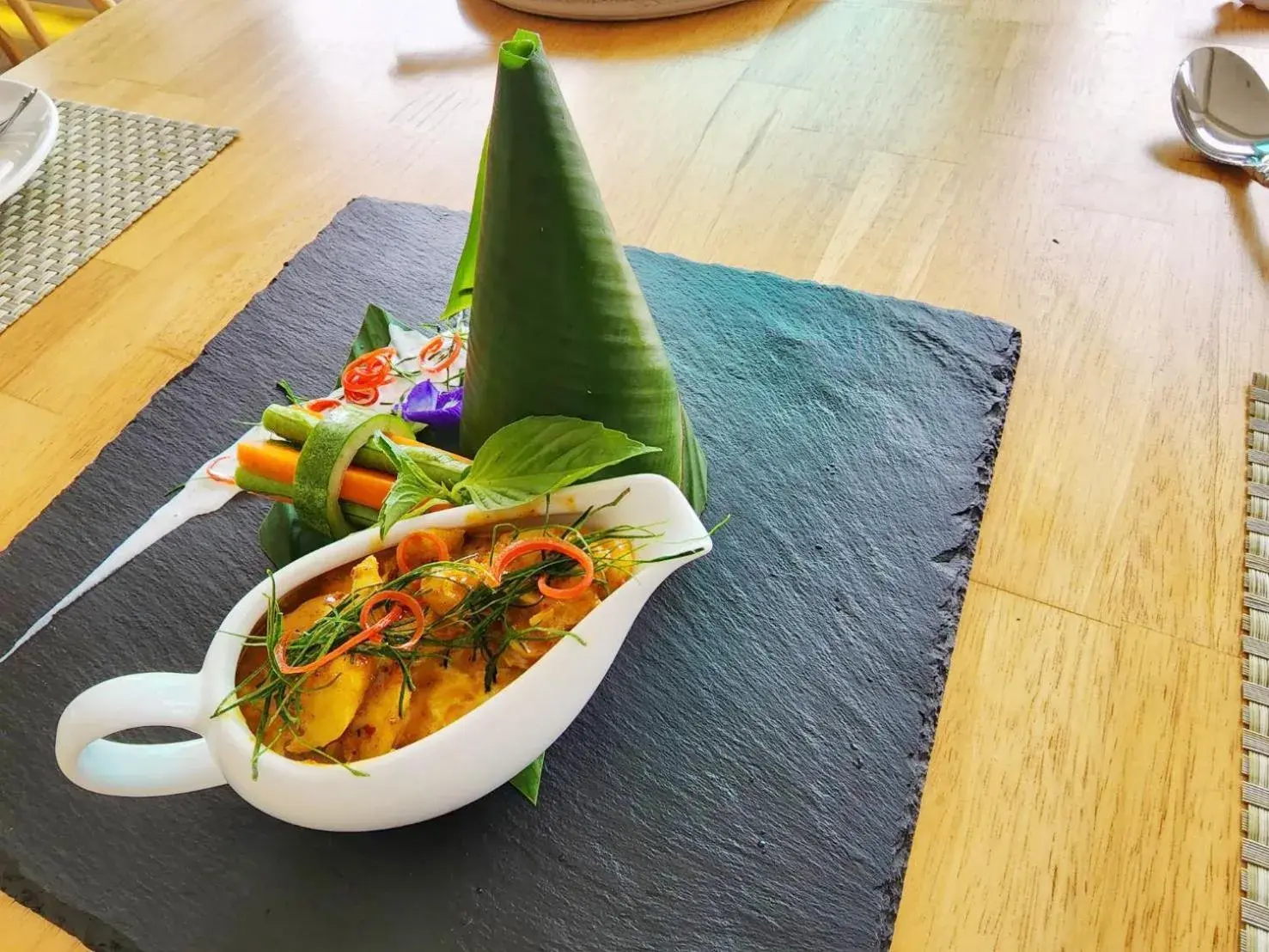 Food in Vannee Golden Sands Beachfront Resort Food in Vannee Golden Sands Beachfront Resort