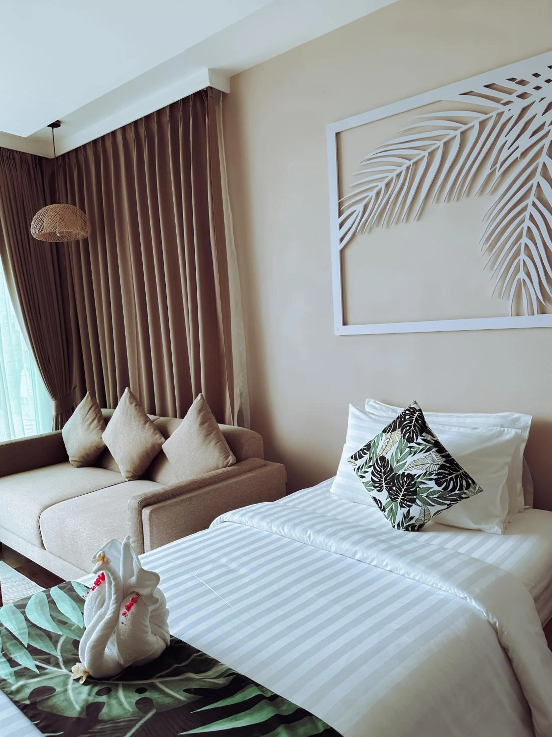 Bedroom, Bed in Vannee Golden Sands Beachfront Resort